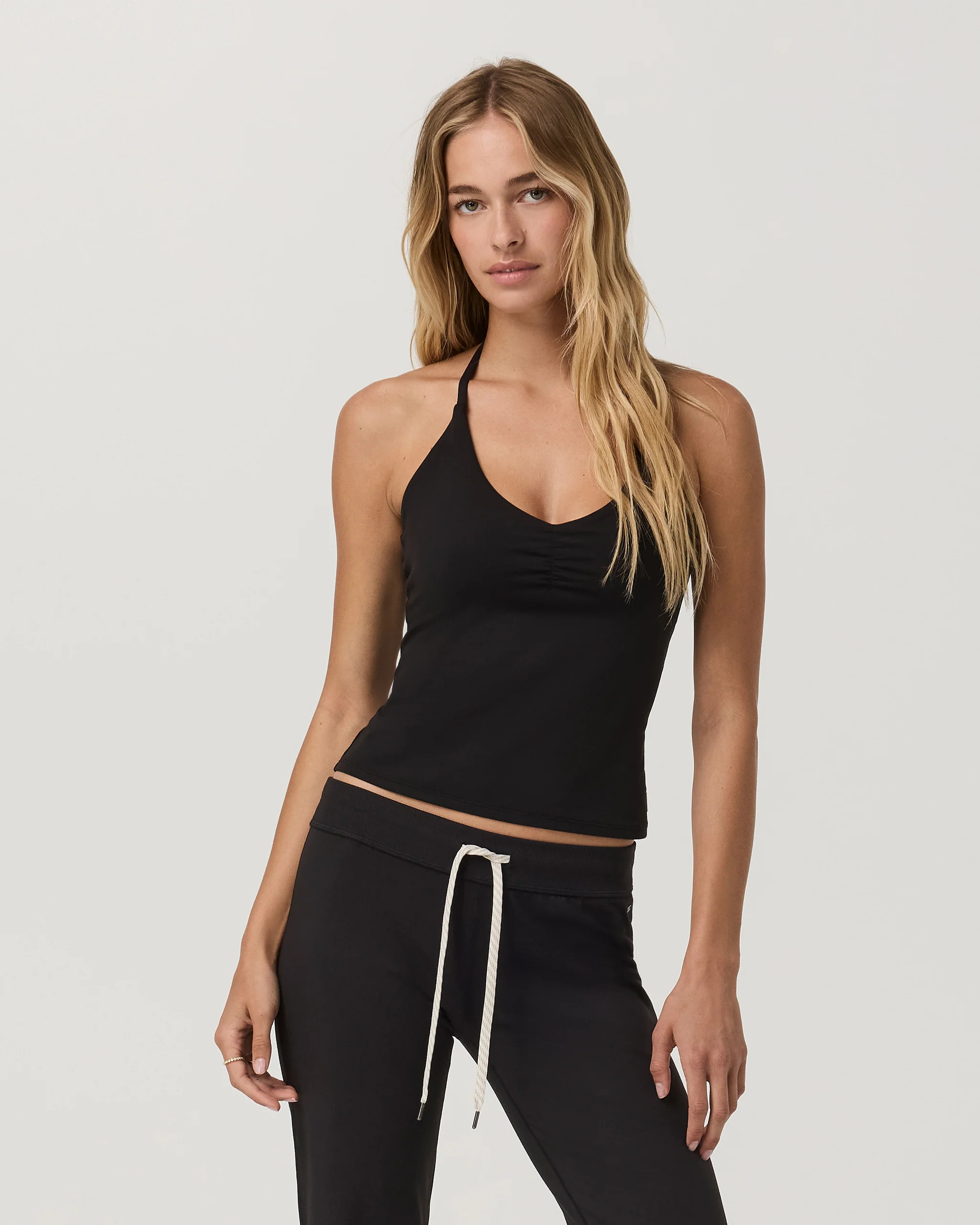 Halo Halter Ruched Top – Women's Solid Black Halter Top – Vuori | Vuori Clothing (US & Canada)
