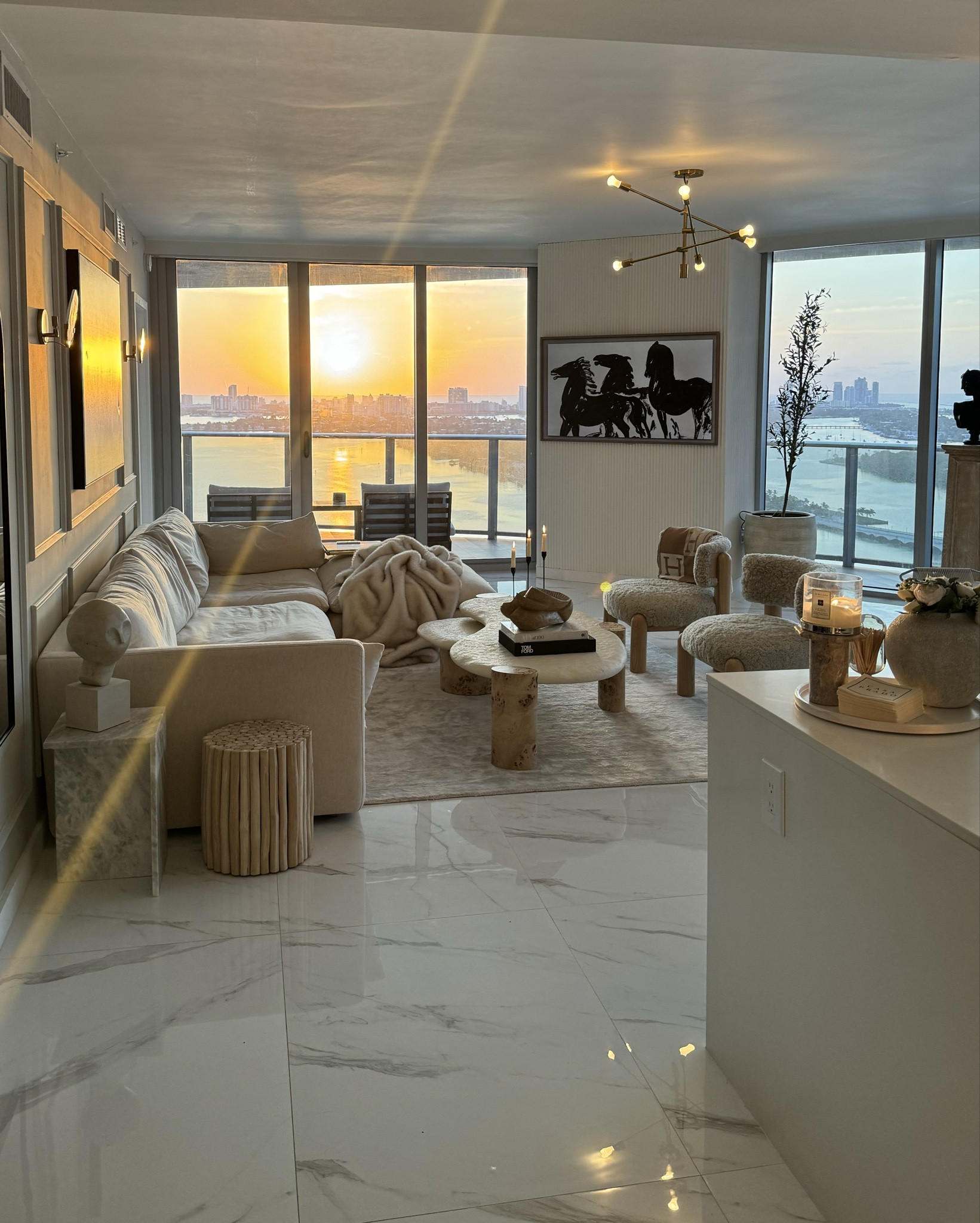 Neutral and aesthetic home decor, coffee table, and furniture

#LTKSaleAlert #LTKHome #LTKGiftGuide