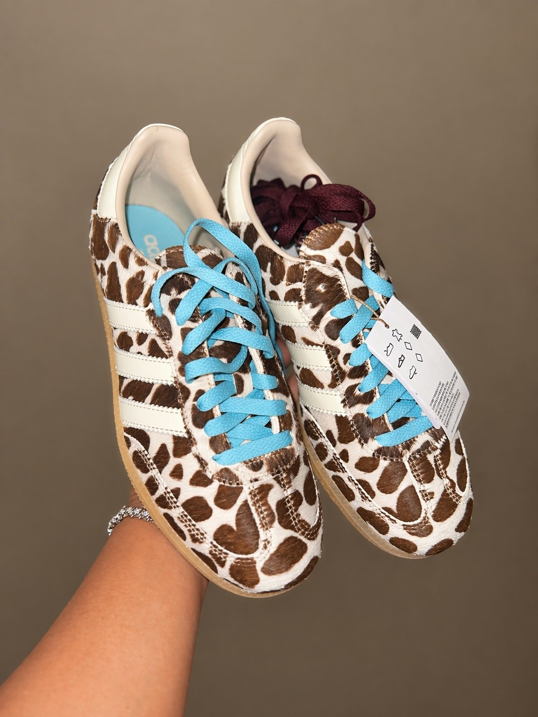 New Kicks🩵

#LTKMothersDay #LTKootd #LTKgrwm