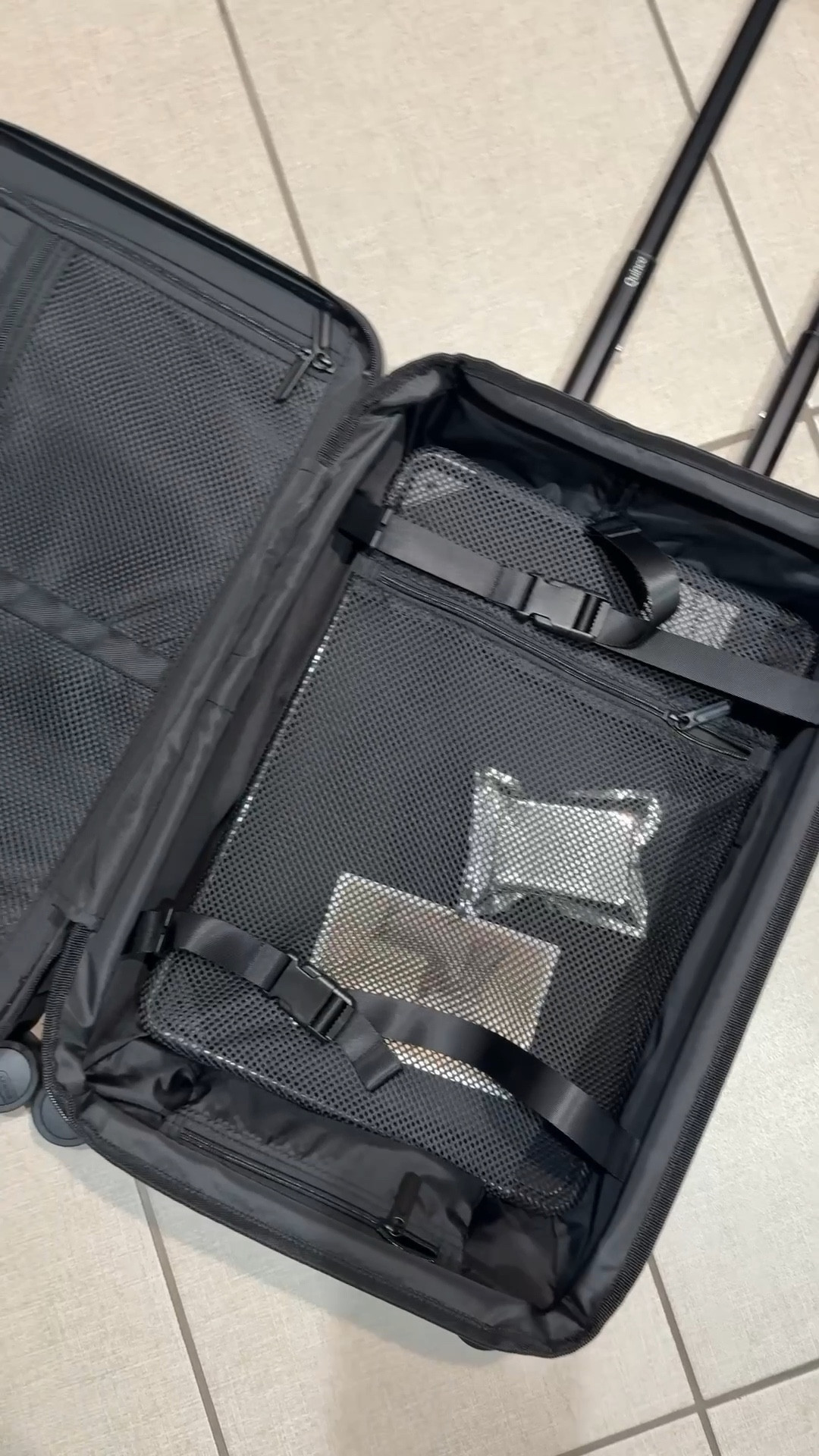 The perfect carry-on luggage! It rolls like it’s gliding on butter … sooo smooth! 