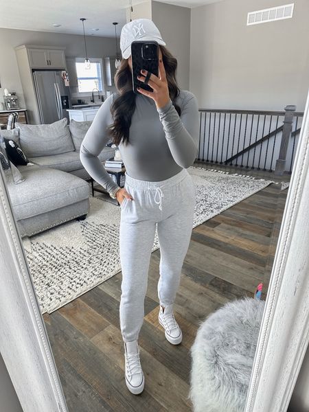 Bodysuit — small
Joggers — xs

Platform converse | white leather converse | grey joggers | grey mock neck long sleeve bodysuit | sneakers and sweatpants outfit | baseball hat | comfy outfit 



#LTKstyletip #LTKunder50 #LTKshoecrush