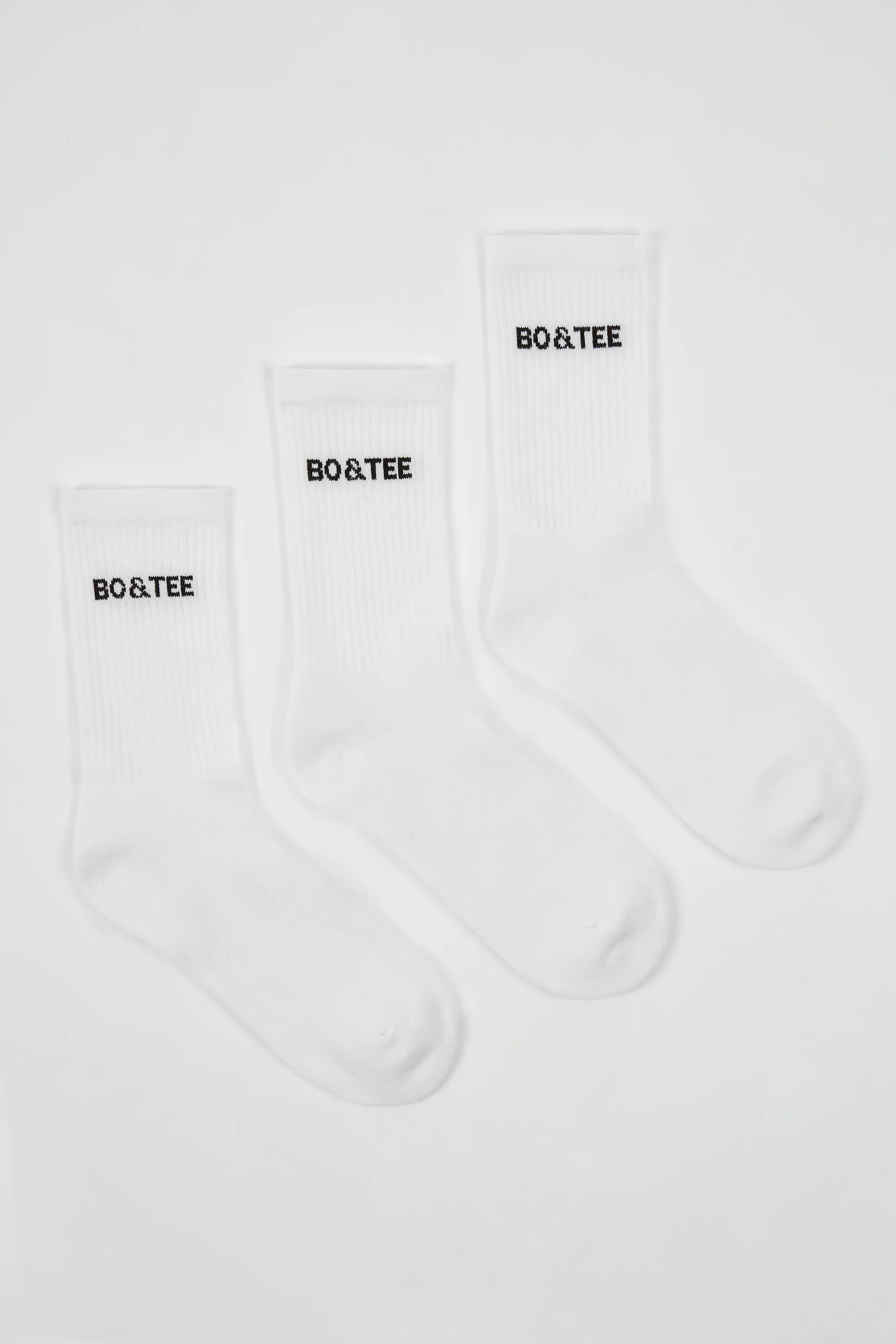 Ribbed Crew Sock Bundle in White | Oh Polly