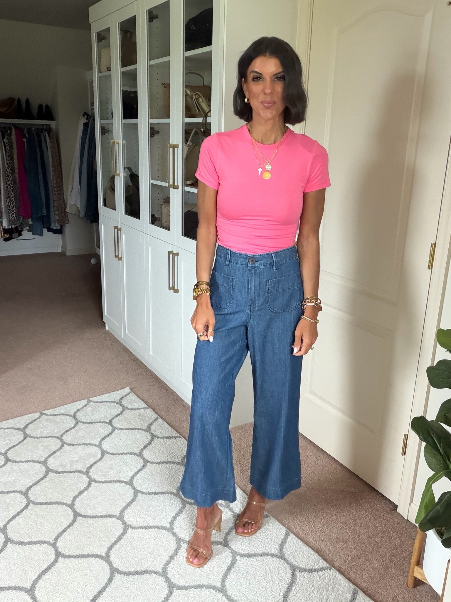 New Walmart jeans! Size xs in both tee and jeans

#LTKmomlife #LTKootd #LTKgrwm