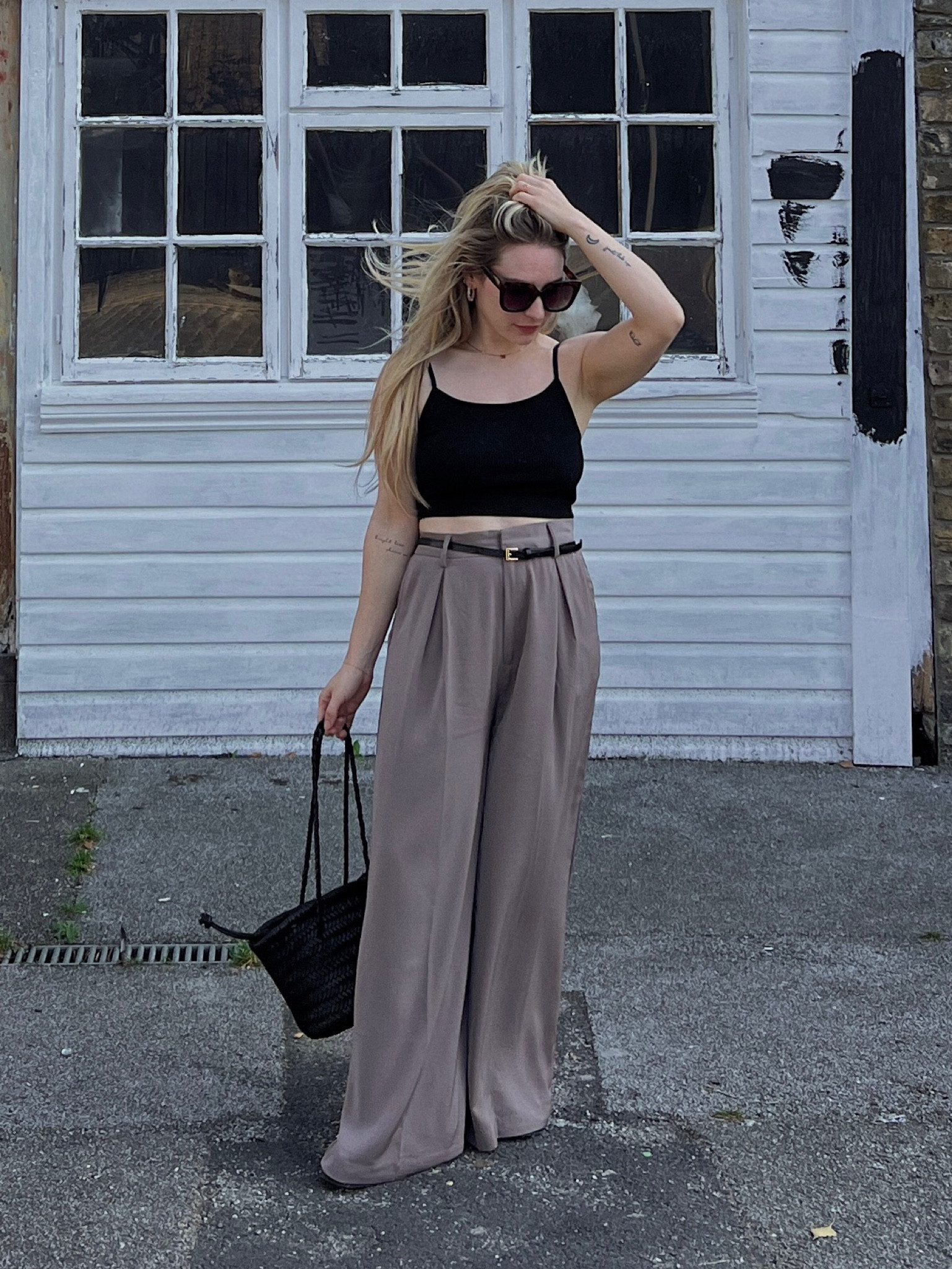 Minimal capsule wardrobe outfit of the day - petite under 5foot 
#ltkpetite