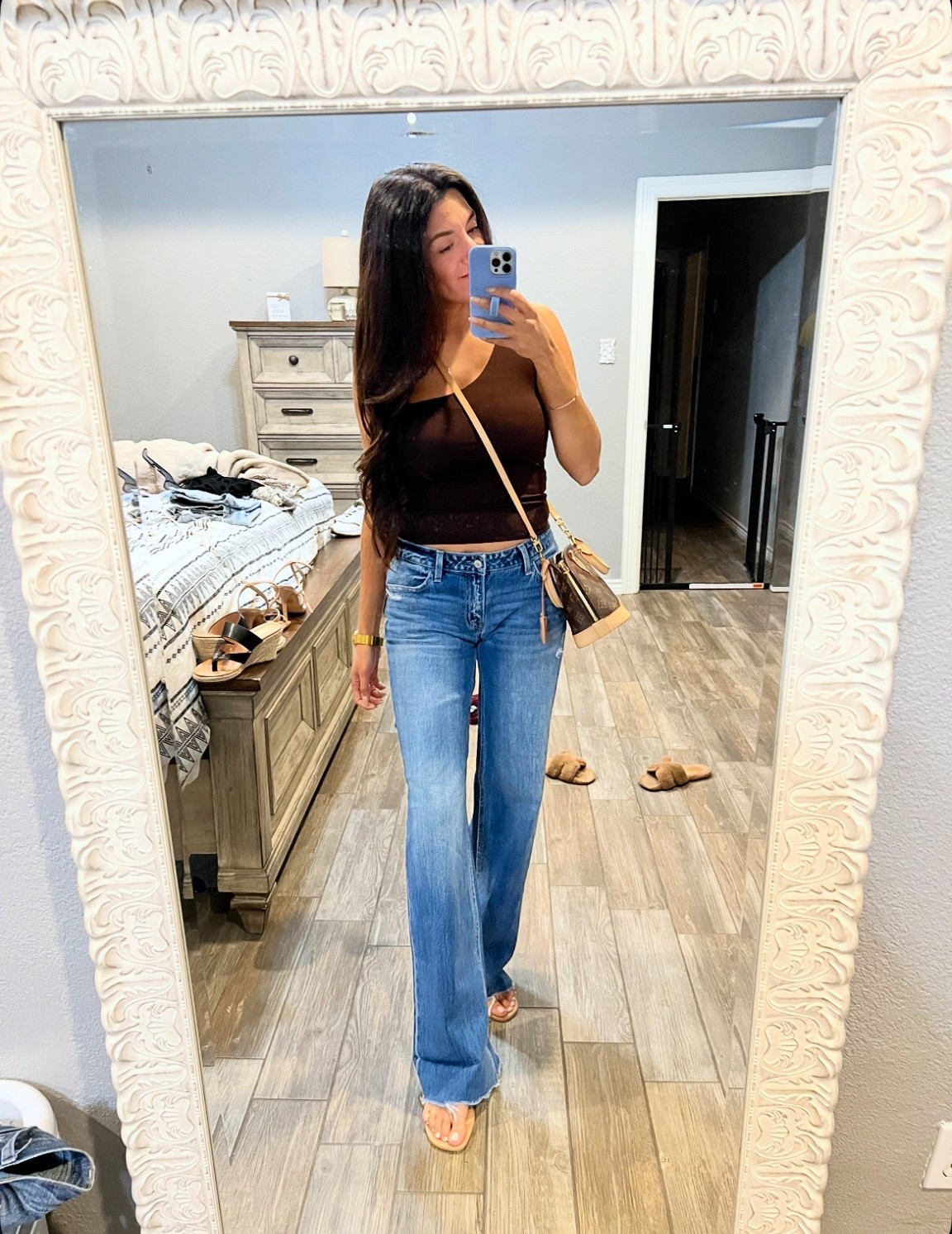 🤎🤎🤎 Jeans linked on my LTK ☺️ They come cuffed but I love that you can uncuff them to wear with heels. I’m 5’6 wearing kitten heels. 

#LTKStyleTip #LTKFindsUnder100