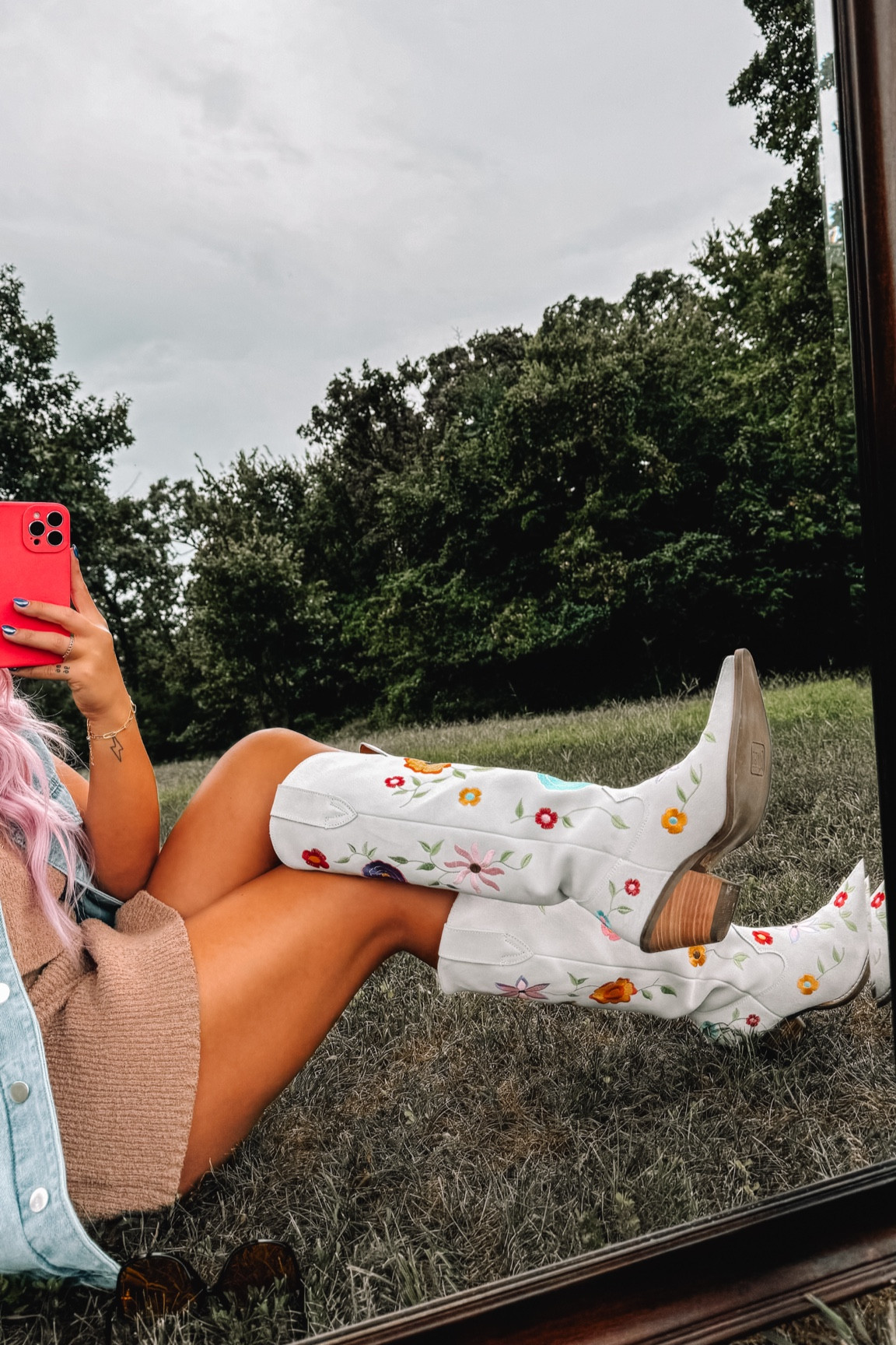 flower power 🌺 

code randimellies saves on all Dingo1969!!

#LTKShoeCrush #LTKMidsize #LTKStyleTip