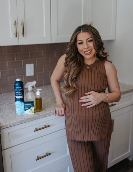One of my favorite Amazon sets ever! Great with the bump and postpartum too. I’m wearing size small

Pregnancy style
Bump style
Maternity style
Amazon fashion
Two piece set
Comfy travel outfit


#LTKbump #LTKstyletip #LTKfindsunder50