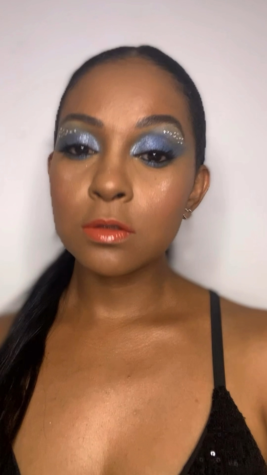 Maquiagem azul nova tendência 💙🦋


#LTKGift #NatalLTK

#LTKbeauty #LTKGiftGuide #LTKSeasonal