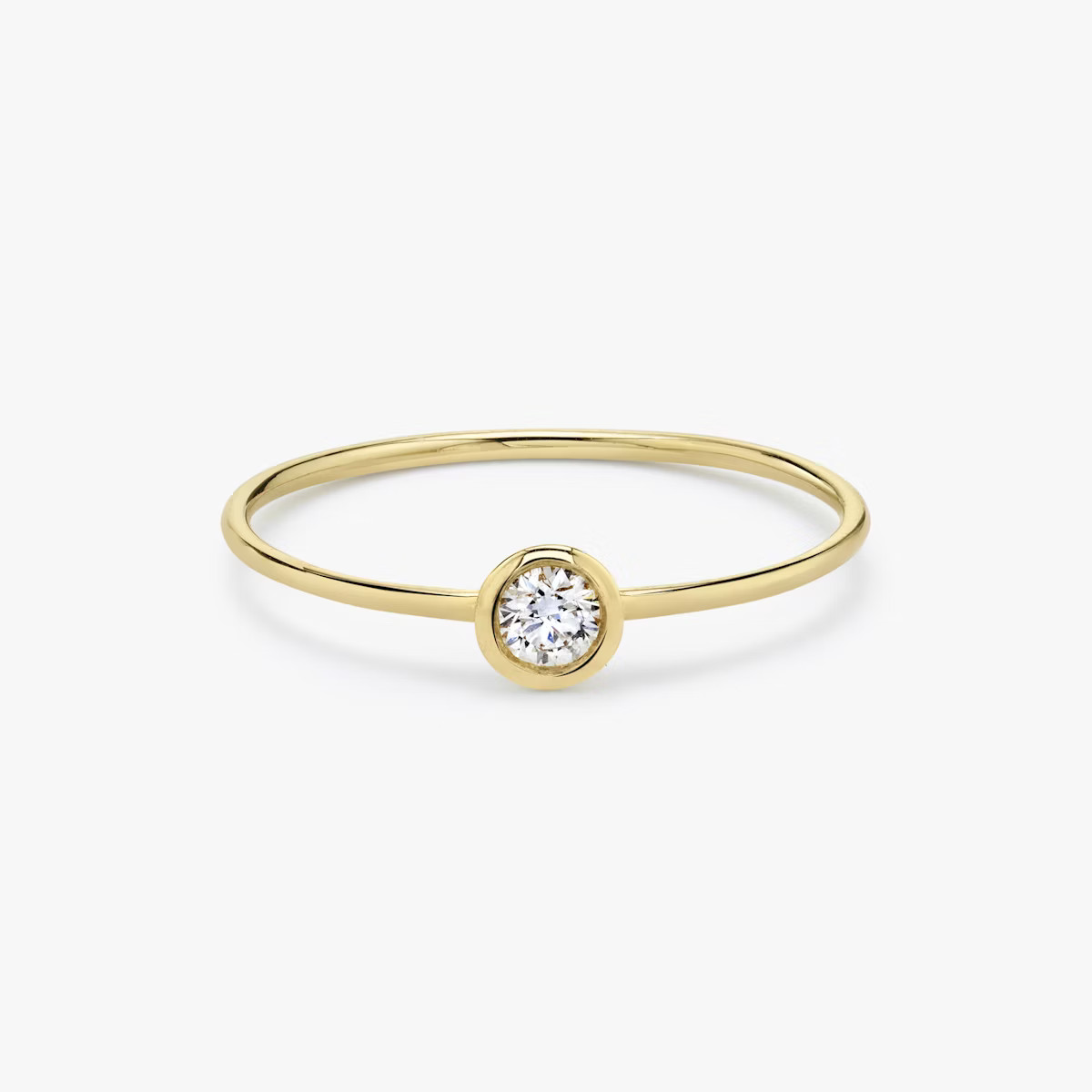 Knife-Edge Bezel Ring in Yellow Gold | Round Brilliant Cut VRAI Created Diamond | Vrai and Oro