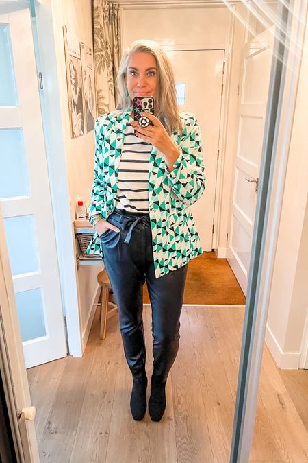 A fun green and turquoise graphic print tall blazer paired with a striped long sleeve shirt and leather look high waisted trousers. I have linked the same model in regular fabric and the new model in faux leather. Water resistant Vivaia sock booties. 

Long tall sally, vero moda, Uniqlo, mango, H&M 

#LTKeurope #LTKover40 #LTKmidsize