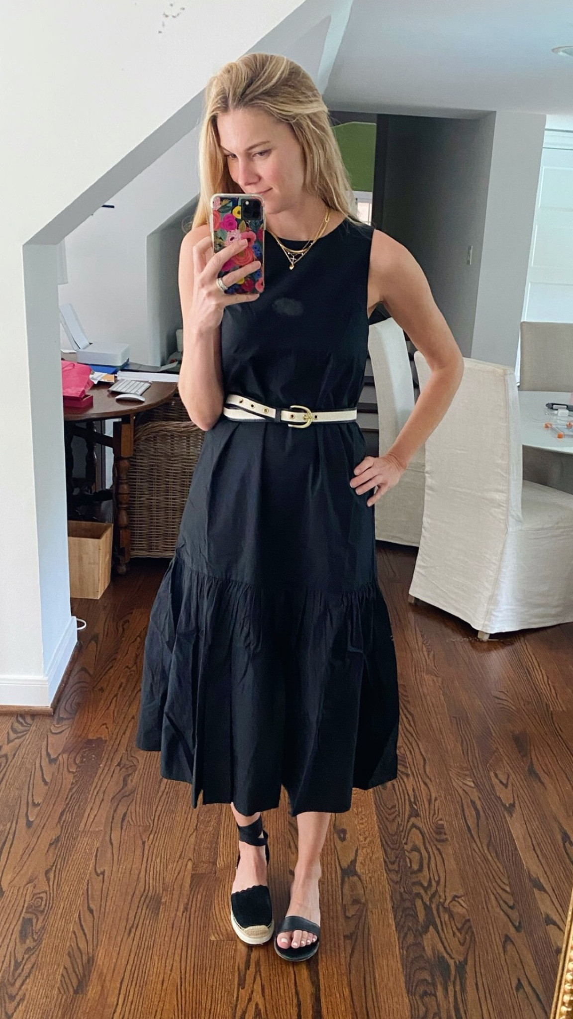 I saw this dress on my friend, and I bought it immediately. I knew it would be an easy dress to throw on for running errands or on a lazy Sunday, but I could also dress it up for work or back to school stuff. 

Stylist tip: If your asset is your tummy area, this is a great option. Since it’s midi length, try to elongate by adding height with a heel/wedge/platform or with a long necklace or scarf. Or give yourself a waistline with a belt or a cropped jacket.

#Cstyleootd #ltkpersonalshopper #personalshopper
#amazonfinds