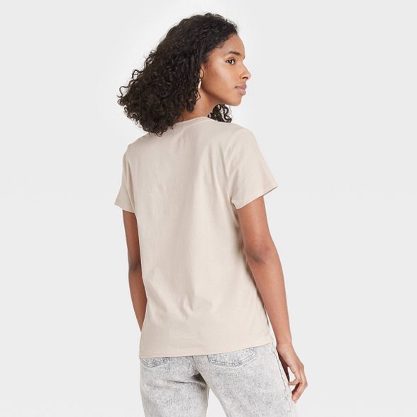 Women&#39;s Short Sleeve V-Neck T-Shirt - Universal Thread&#8482;  Gray S | Target