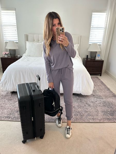 Travel outfit idea ✈️

#travelstyle #travellook #amazonfashion #casualstyle #momstyle #outfitidea #casualoutfit

#LTKstyletip #LTKunder100 #LTKtravel
