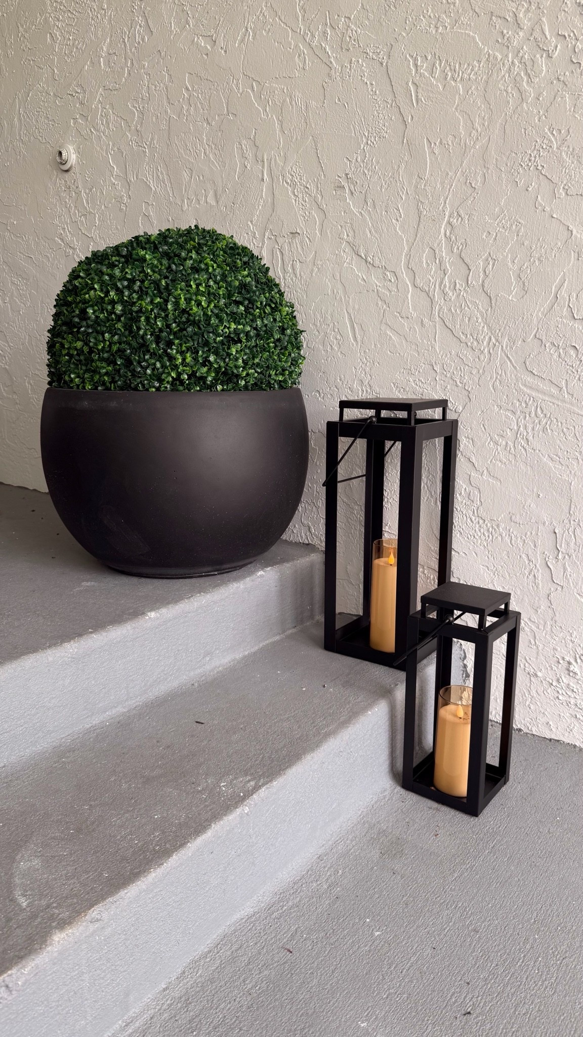 Scroll to shop! ✨ Home decor I love. Everything is linked below.👇🏾

Desliza para comprar. ✨ Decoración para el hogar que me encanta.

📲 Download the free LTK app & follow me @kirasfashionfinds to shop all my daily finds.

#LTKHome #LTKvlog #LTKSeasonal