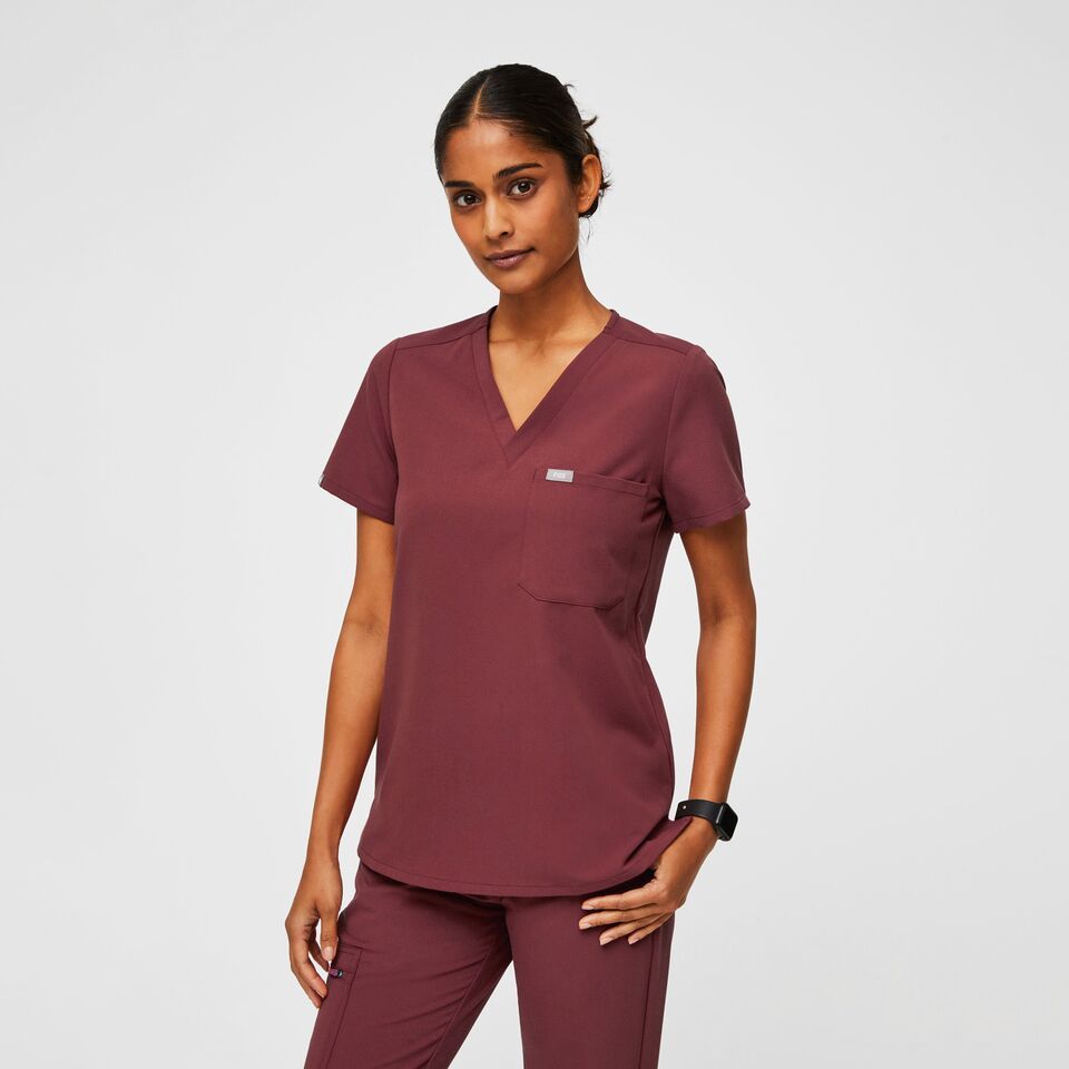 Women's Catarina One-Pocket Scrub Top - Dark Cherry · FIGS | FIGS