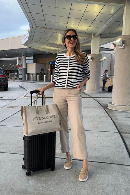 Traveling feeling so comfortable and stylish! Everything runs tts. I am wearing a size small on all pieces 
These shoes are ultra comfortable and flexible, perfect for traveling 
They also run tts
.
For spanx use code: ALINEXSPANX for 10% off and free shipping 

#LTKstyletip #LTKtravel #LTKover40