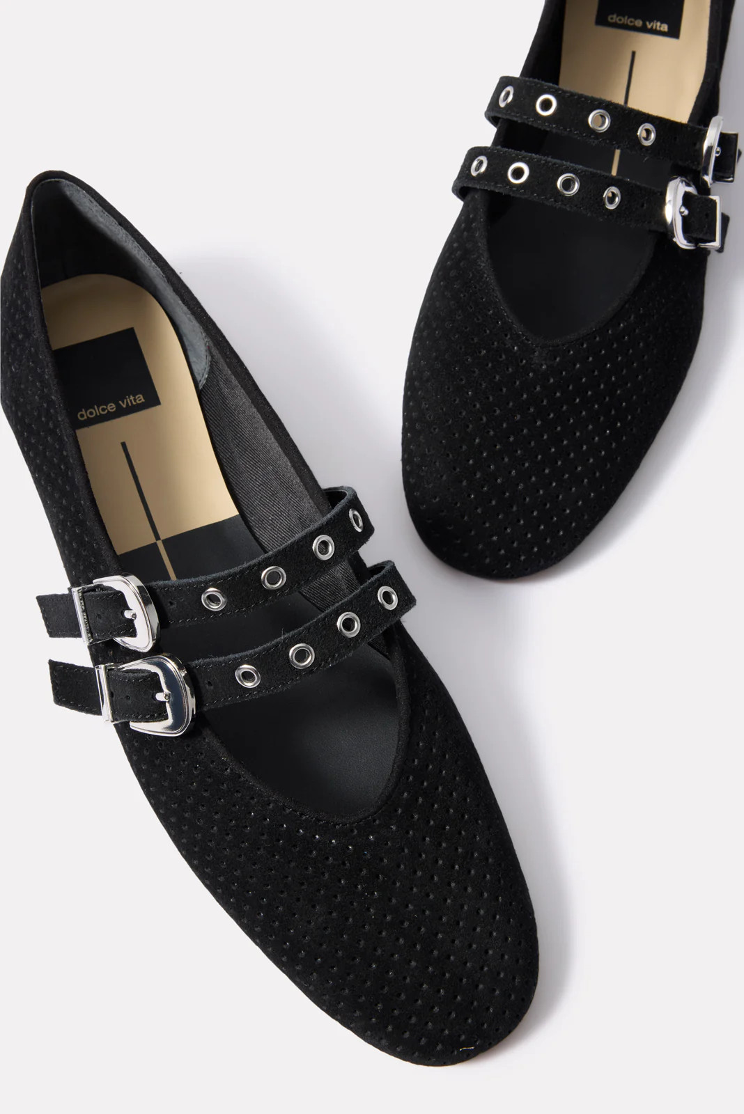 Baylee Grommet Flat | Evereve