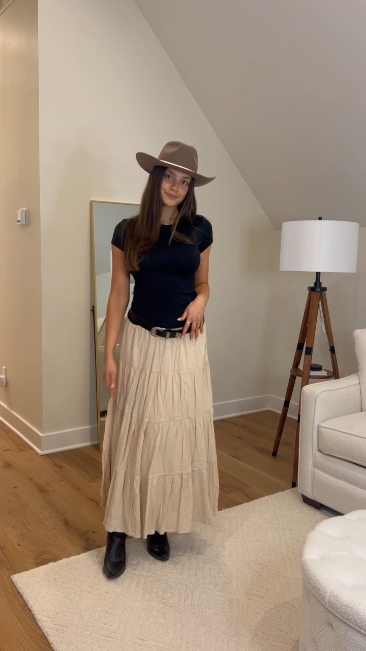 Did somebody say western chic?! Styled with my custom hat from Nashville! 🙋🏻‍♀️👢🚜🐄🍻🤠  

#LTKSeasonal #LTKStyleTip #LTKShoeCrush