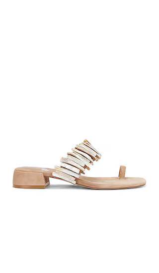 Jeffrey Campbell Undine-S Sandal in Beige. Taglia 6.5. Also in 6, 7.5, 8, 9.5. | Revolve Clothing (Global)
