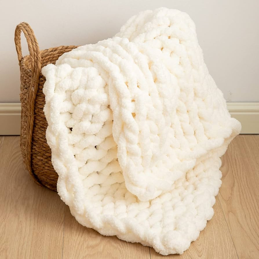 WESHIONGOO Chunky Knit Blanket Throw 40"\u00d740" Cream White | Amazon (US)