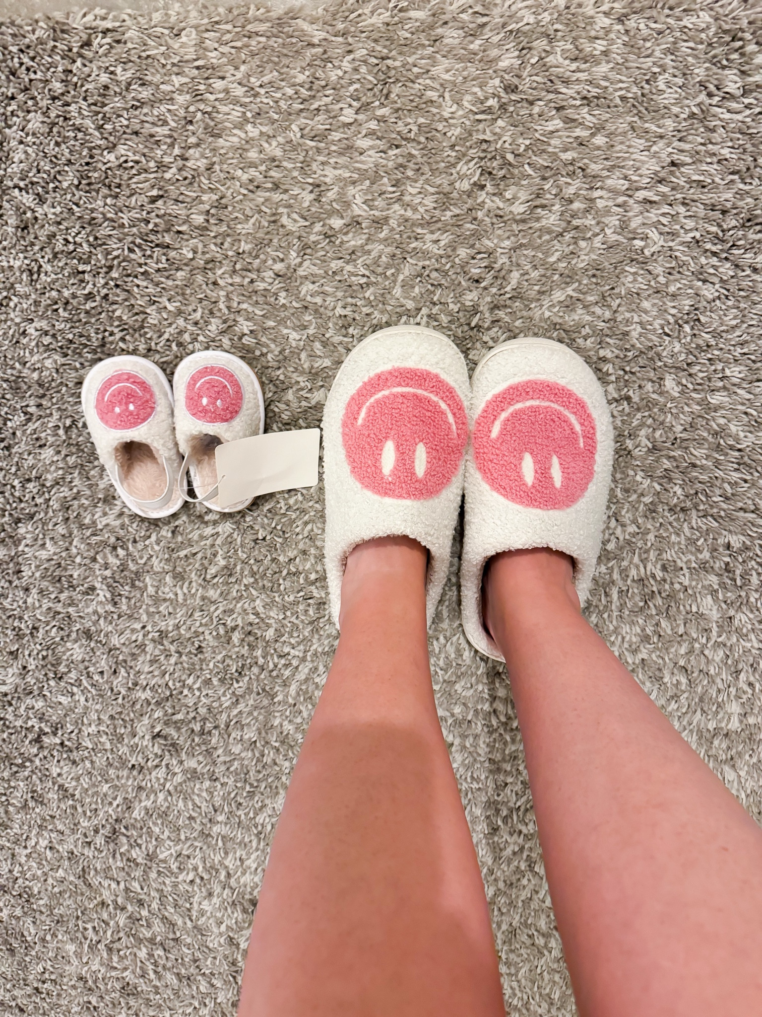 Matching mommy and me baby girl smile pink slippers 🎀 
#mommyandme #matching #girlmom #babygirl ##smileyslippers #slippers 

#LTKFamily #LTKKids #LTKBaby