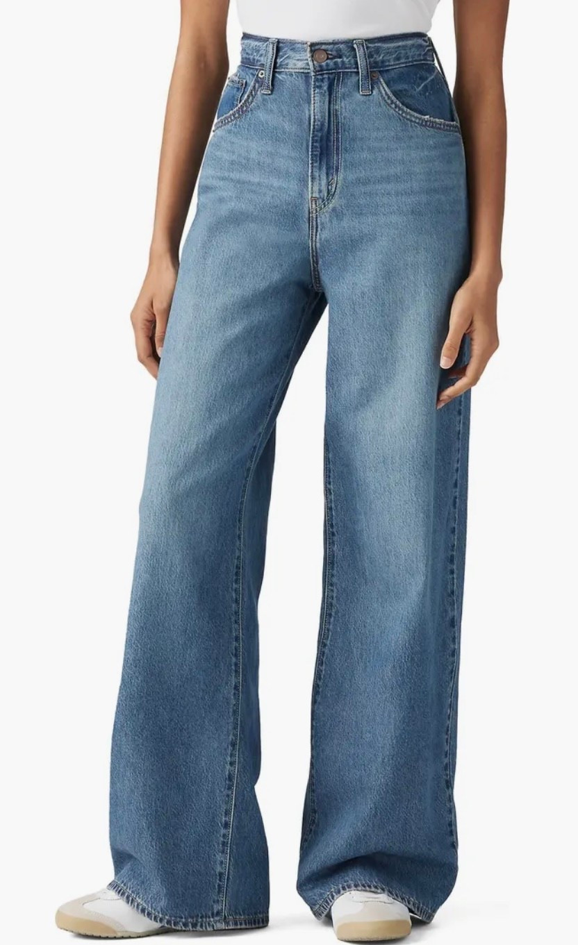 Levi's wide leg Jean 

#LTKdayinmylife