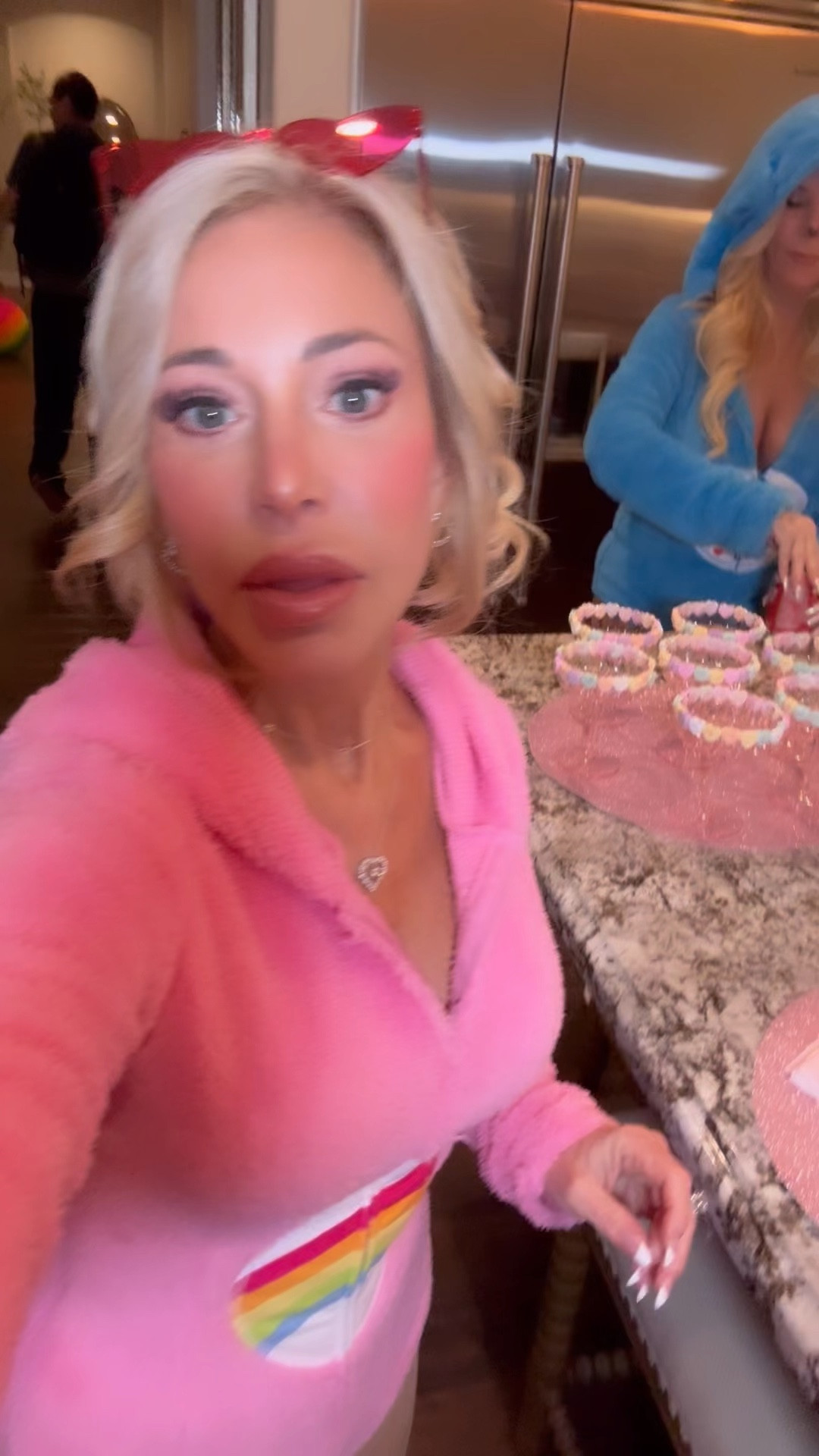 The BEST light to make you glow!!!  

#LTKVideo #LTKbeauty #LTKstyletip