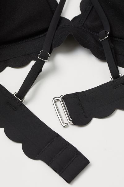 Bikini tops | H&M (US + CA)