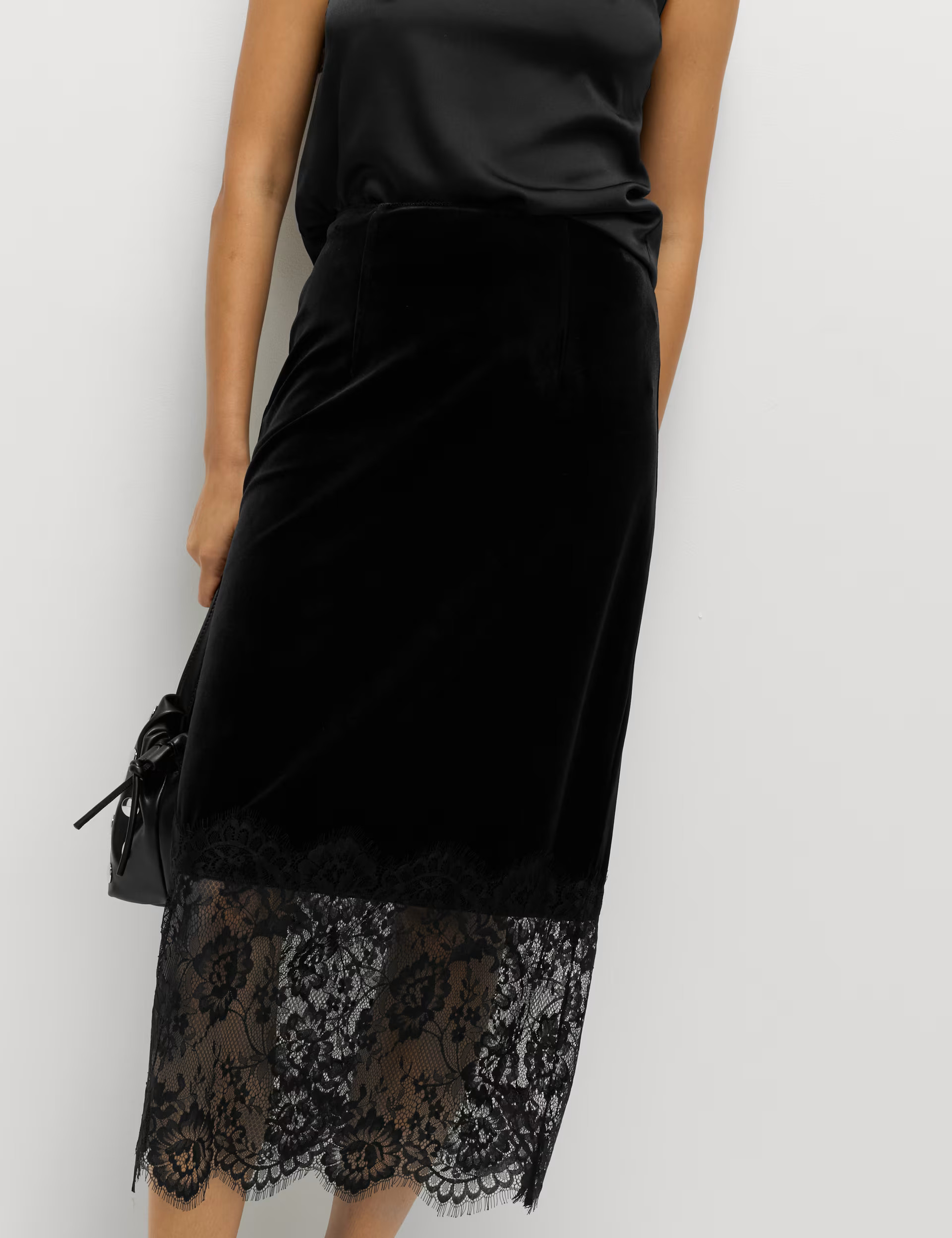 Velvet Lace Detail Midi Pencil Skirt | M&S | M&S | Marks & Spencer (UK)