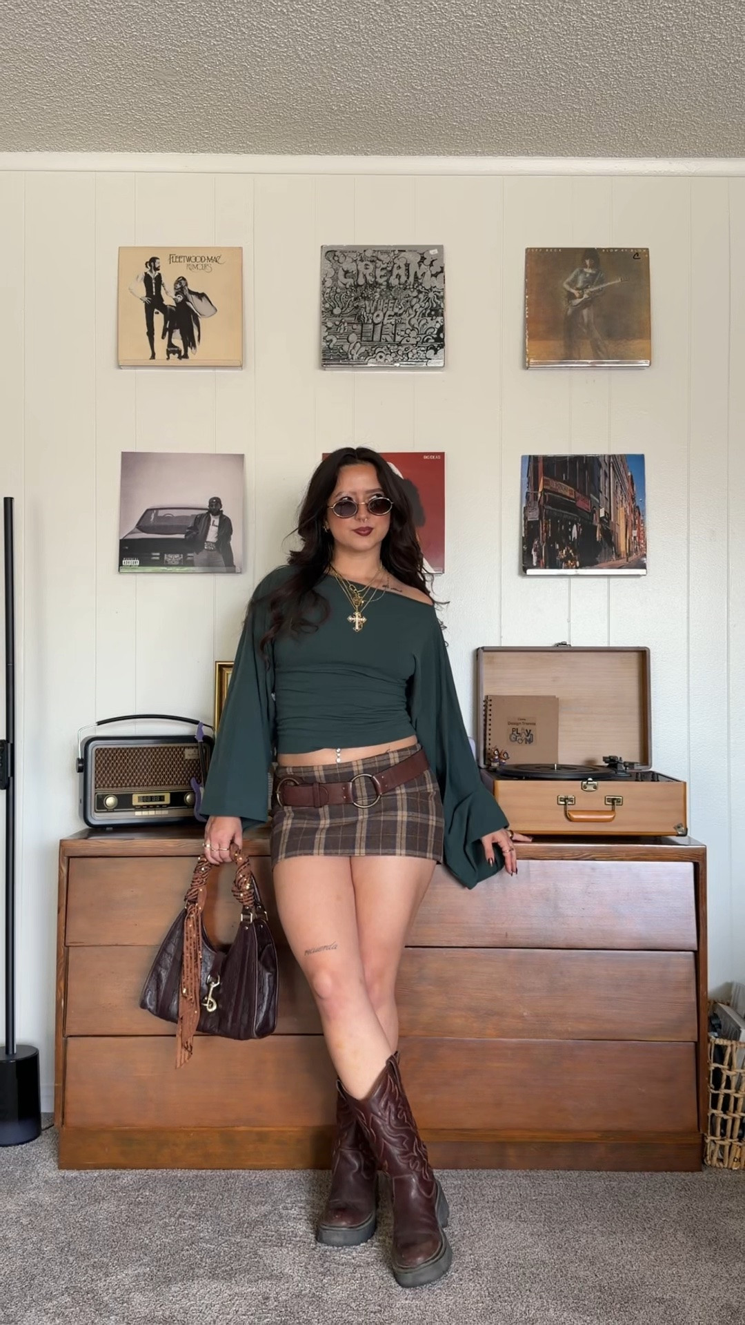 shirt from @thesi1verlining on ig, bag vtg off poshmark, belt vtg/thrifted

#LTKootd #LTKgrwm #LTKPetite