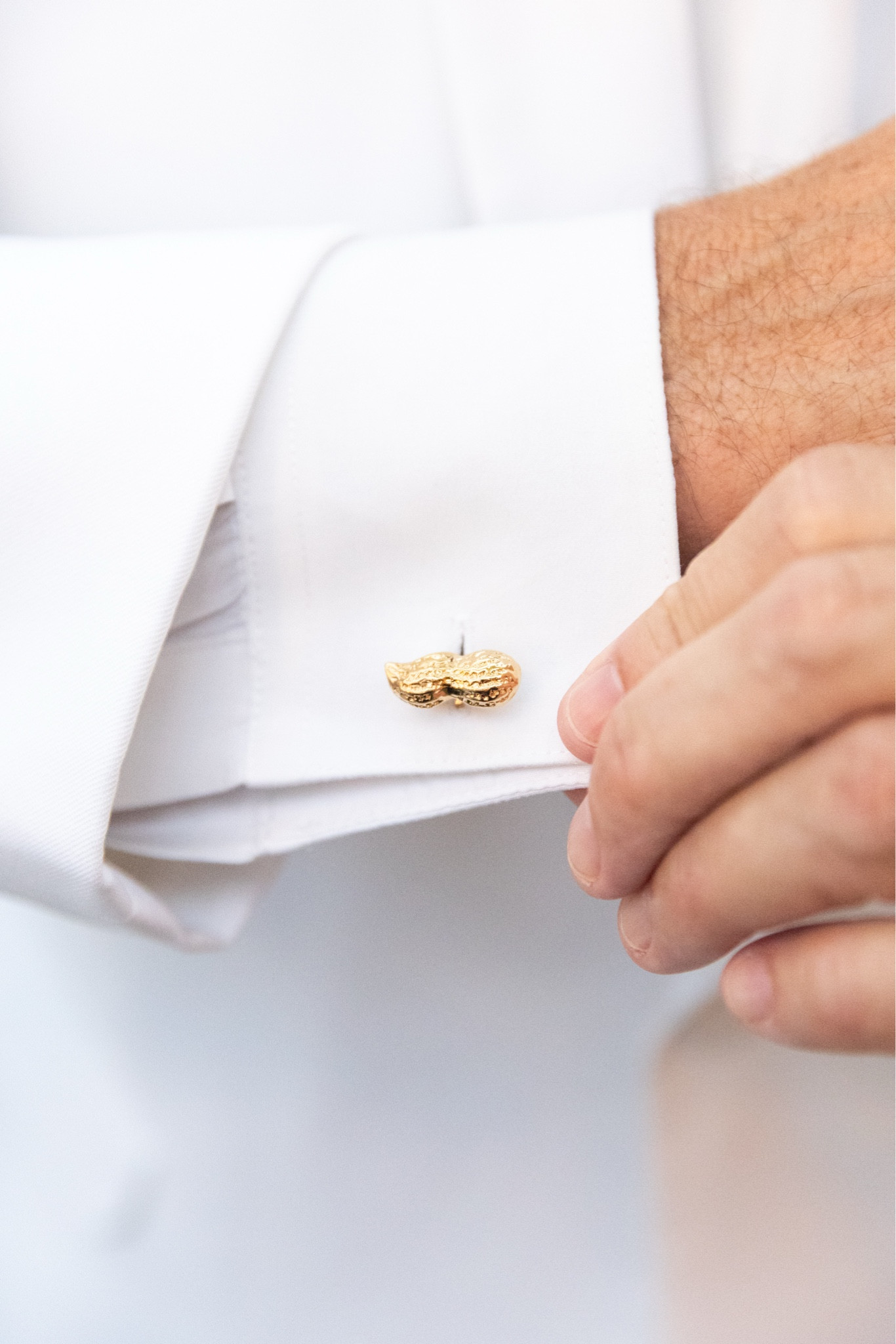Thoughtful gift idea for any groom father or brother!! Cufflinks 🤍

#LTKWedding #LTKStyleTip