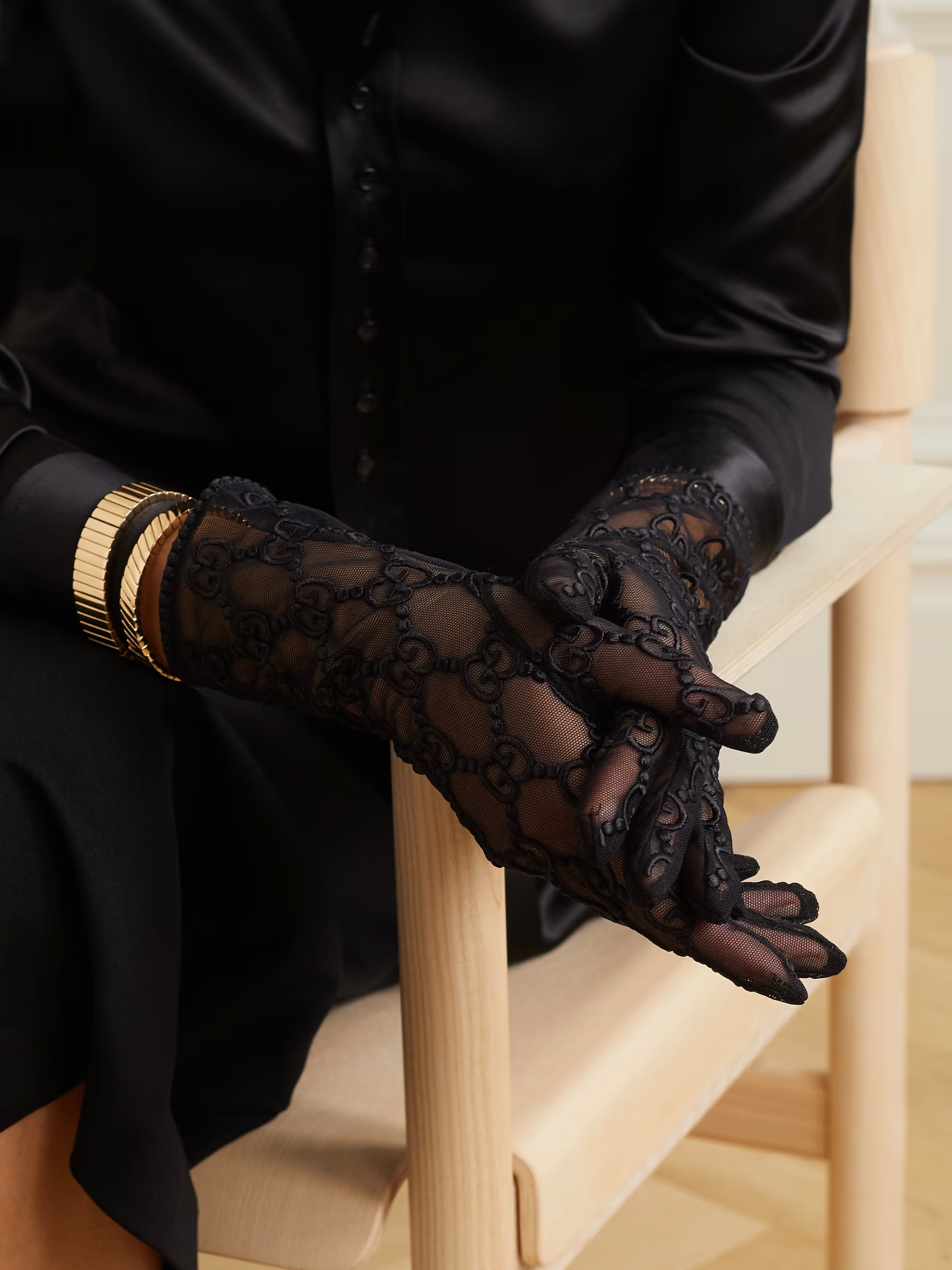 Embroidered tulle gloves | NET-A-PORTER (US)