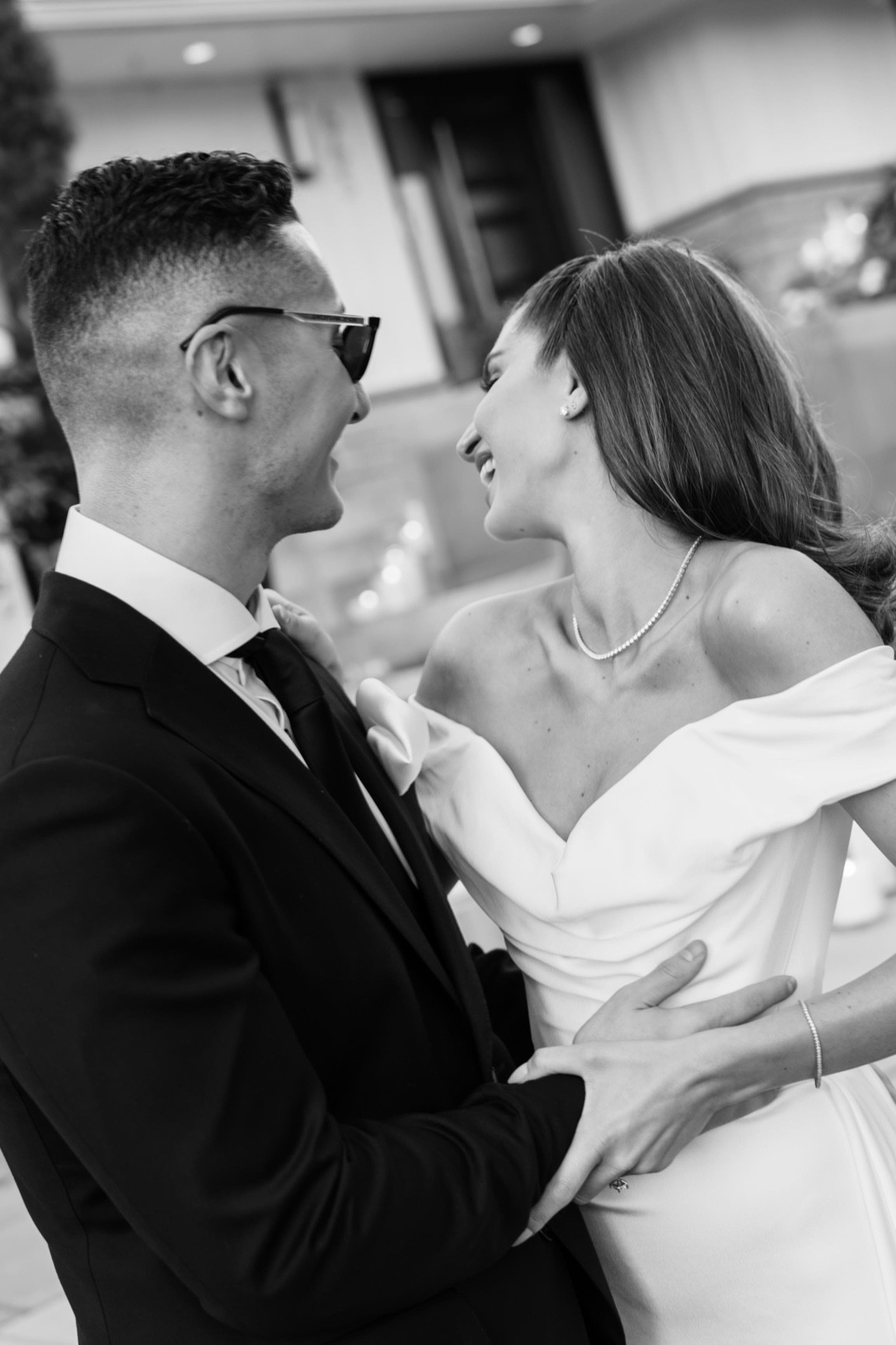 Gift guide for him 🤍

#christmas #gifts #holidays #giftguide #giftguideforhim #shopforhim #menswear #mensfashion 

#LTKgiftguide #LTKwinter #LTKcanada