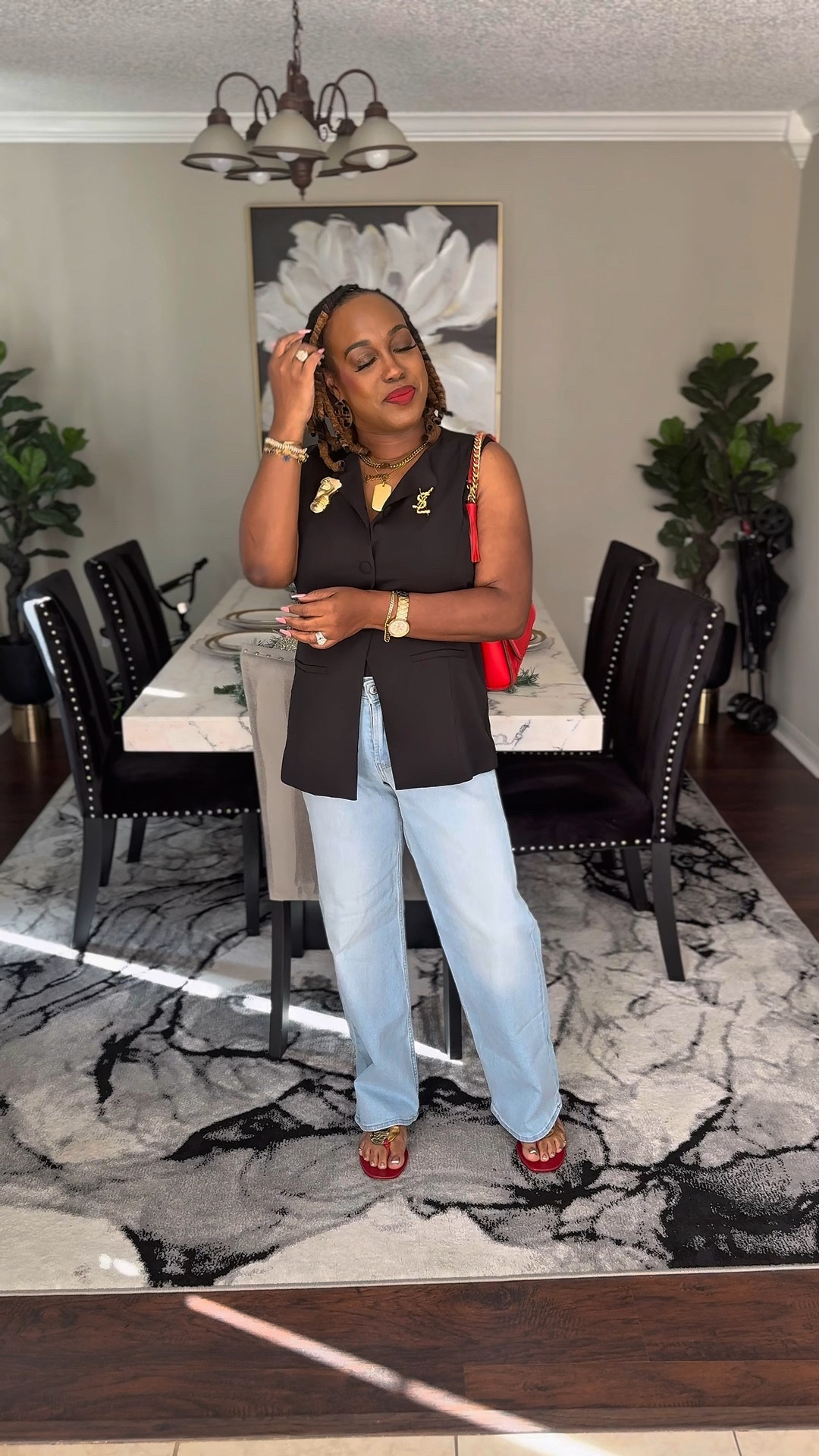 Stepped out for fight night looking like a whole knockout 🖤 Black vest, denim, slides, and my Tory Burch bag—effortless but still giving main event energy.

#FightNightFit #OOTDInspo #CasualChic #DenimStyle #StyledByMe

#LTKootd #LTKgrwm
