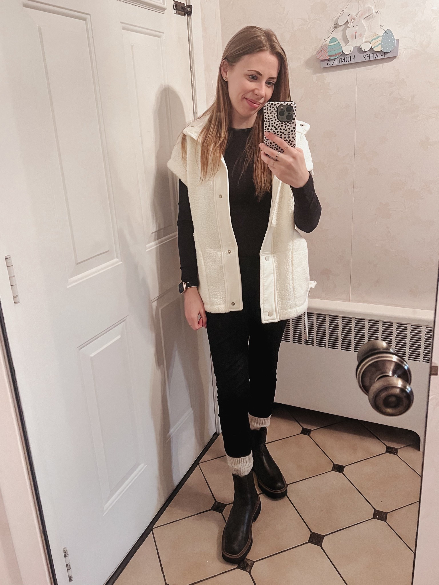 Cold spring days 🤍🫶🏼🧦

Amazon oversized fur vest / Sam Edelman boots 

#LTKFindsUnder100 #LTKSeasonal #LTKPetite