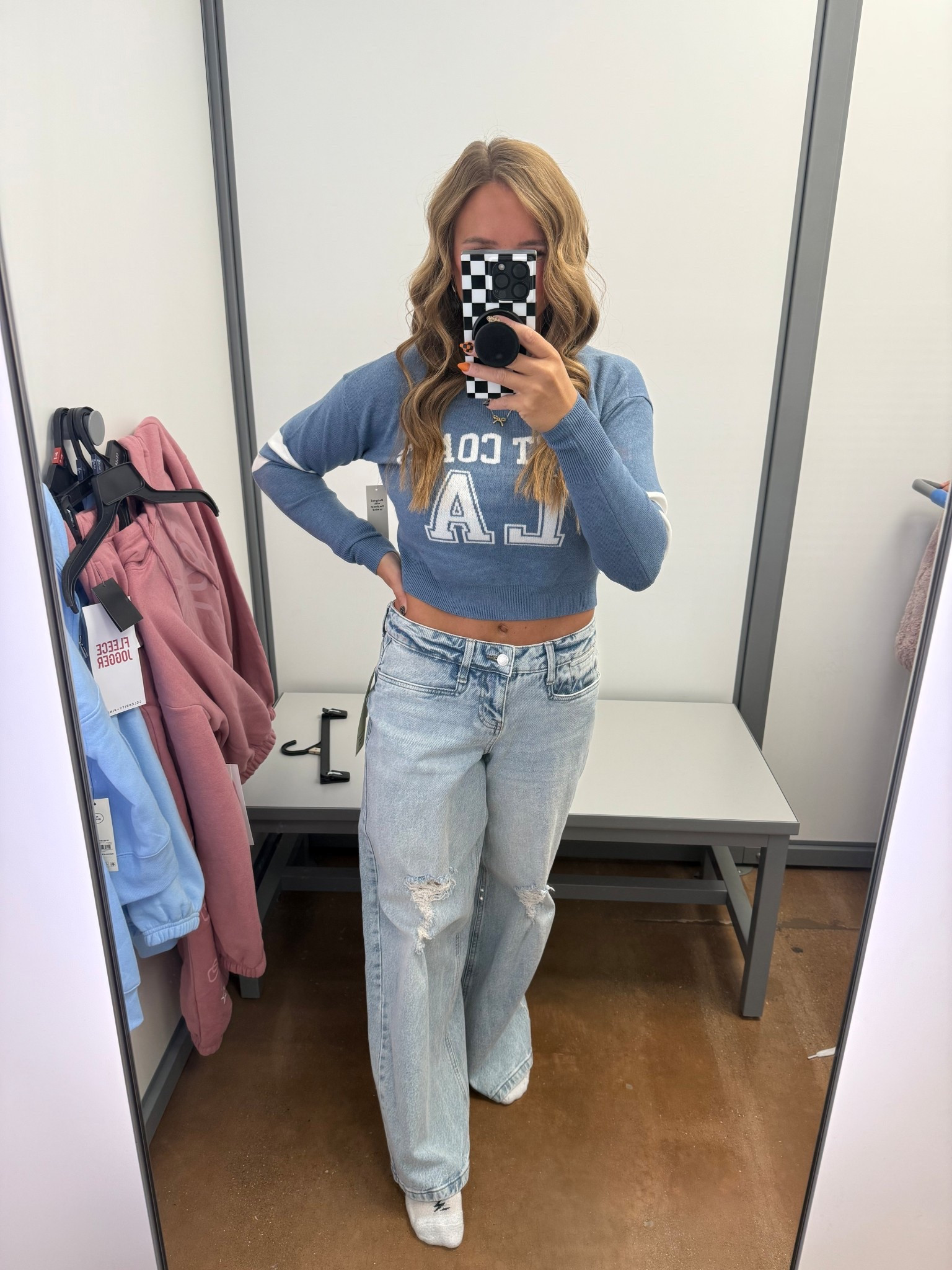Low rise baggy jeans 

#LTKU #LTKStyleTip #LTKPetite