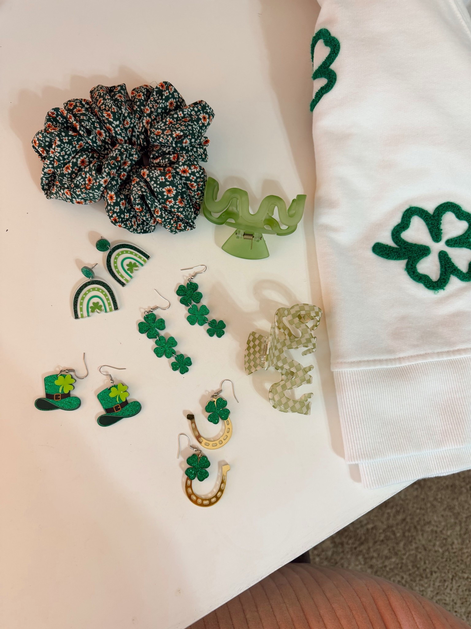 St. Patrick’s day accessories!! 💚

#LTKSpringSale #LTKootd #LTKSeasonal