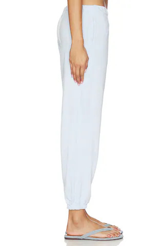 Halo Modern Sweatpant in Soft Sky Heather | Revolve Clothing (Global)