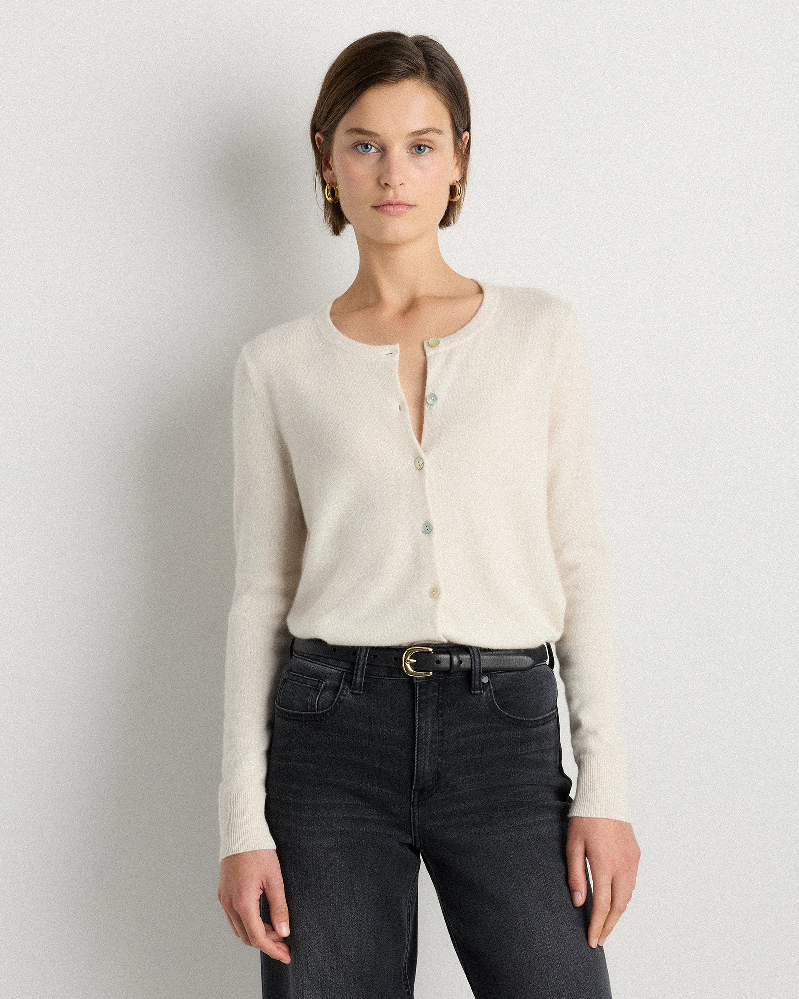 Quince | Women's Mongolian Cashmere Cardigan Sweater in True Navy, Size Medium | Quince