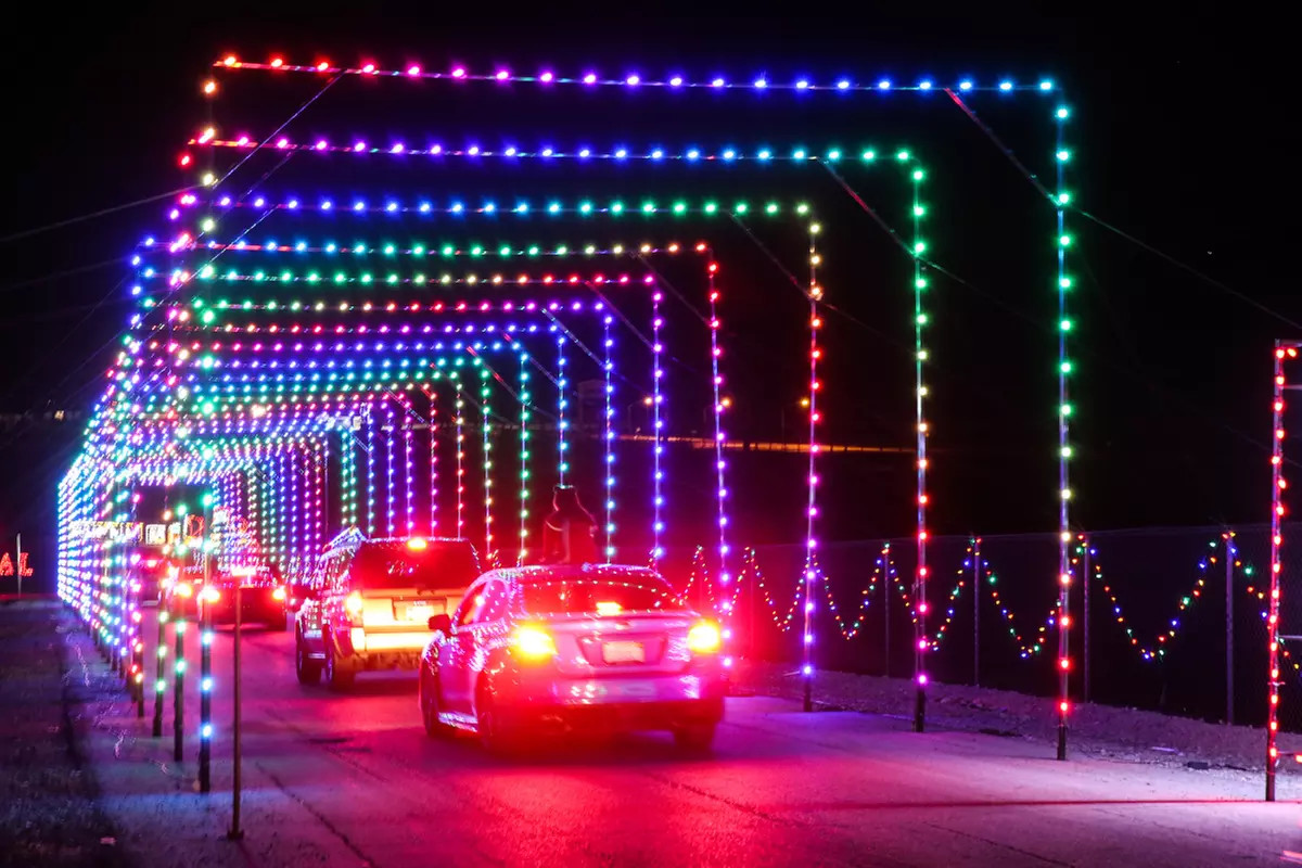 Carload Ticket or Season Pass Drive-Thru Lights Show at Glittering Lights (November 8, 2024 throu... | Groupon North America