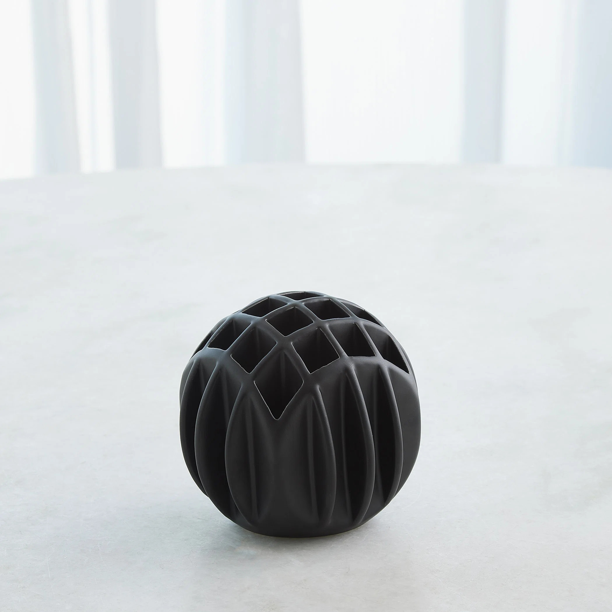 Bub Ball Vase-Matte Black-Lg | Wayfair North America