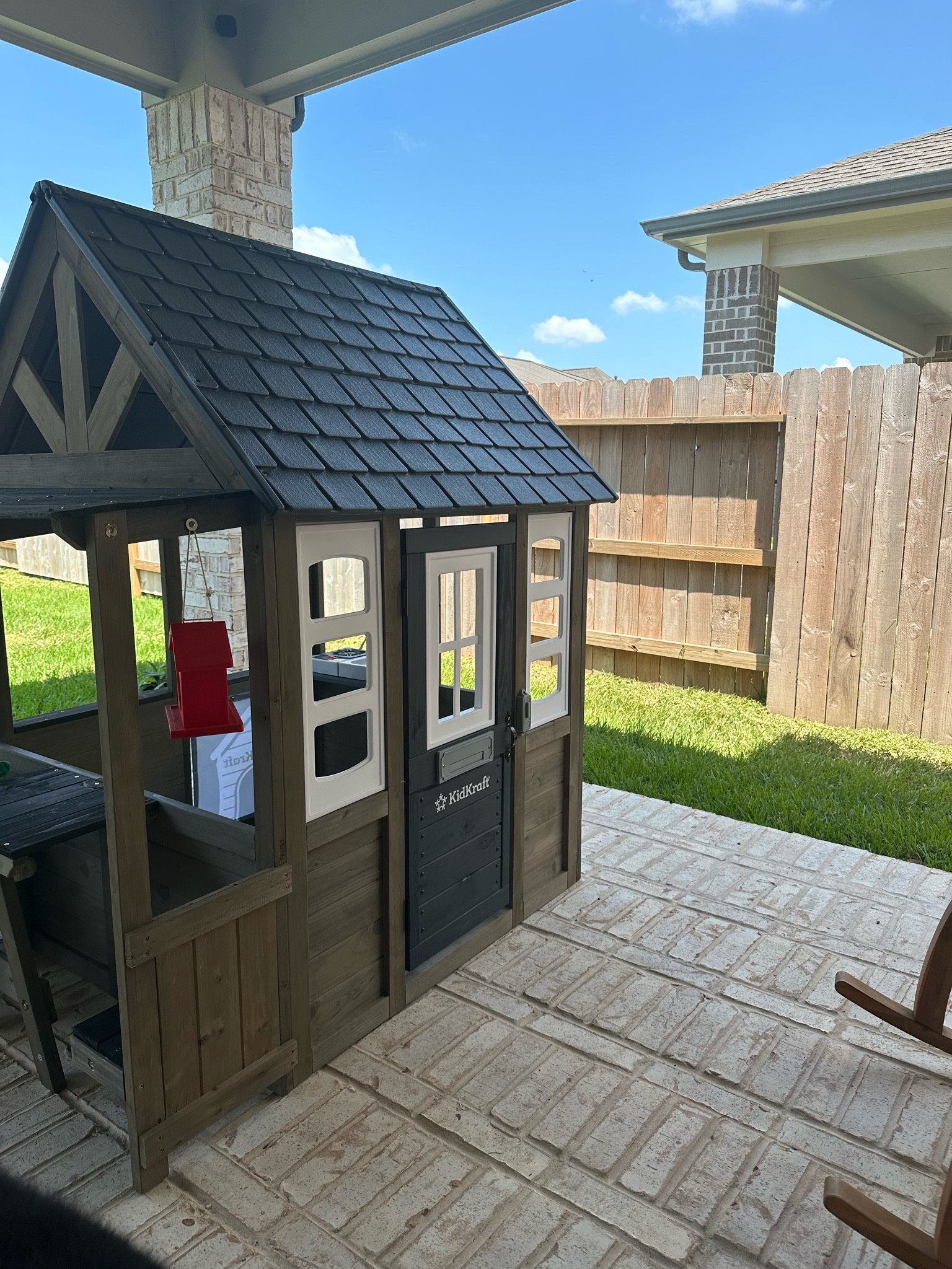 New Outdoor Play House @samsclub 

Cover : Amazon