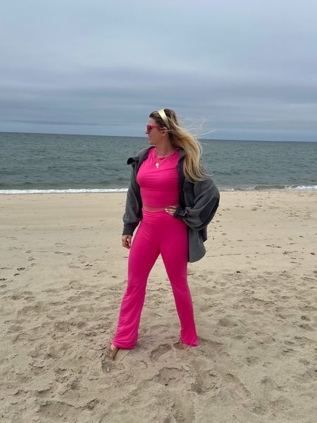 Stretchy spandex matching lounge set. Flared pants and matching t-shirt. I love it in this Barbie pink with gold accessories

#LTKtravel #LTKstyletip #LTKActive