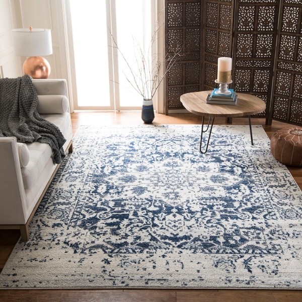 Safavieh Madison Vintage Snowflake Medallion Cream/ Navy Rug - 8' x 10' | Bed Bath & Beyond