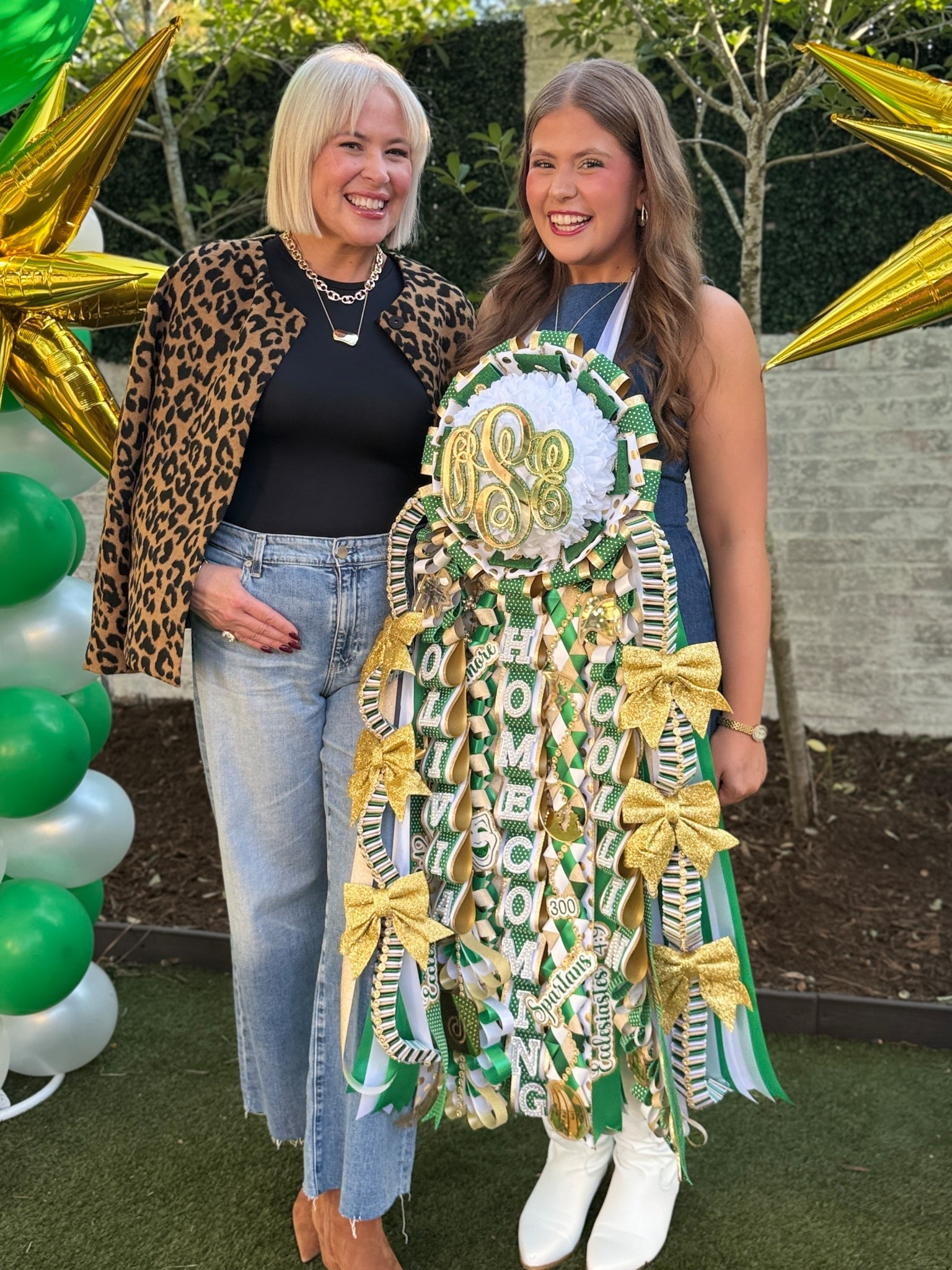 What I wore to HOCO 
My AG jeans from Nordstrom are so good. Size 28


#LTKHoliday #LTKGiftGuide #LTKParties