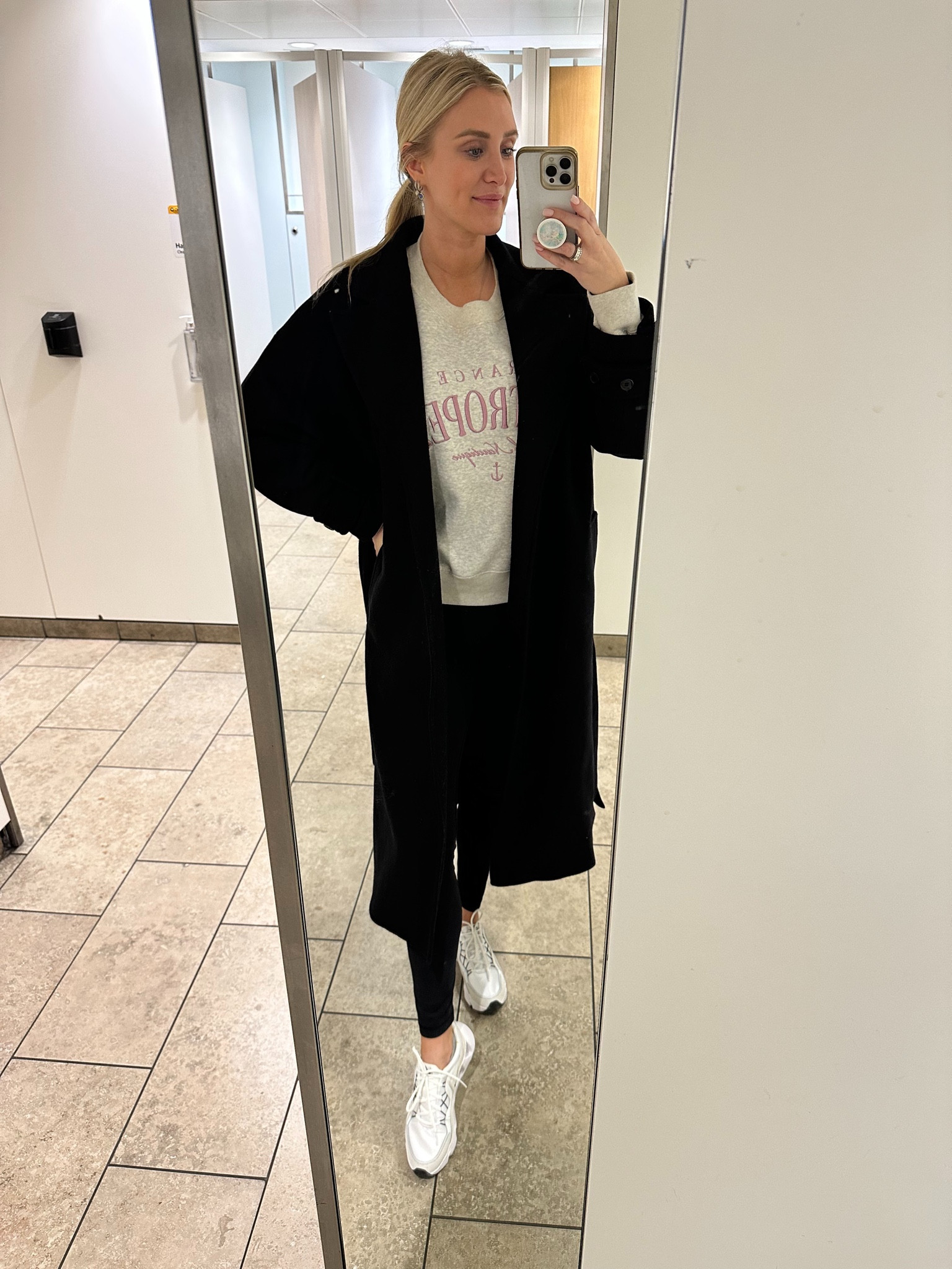 Comfy plane fit!! 

#LTKSeasonal #LTKtravel #LTKshoecrush