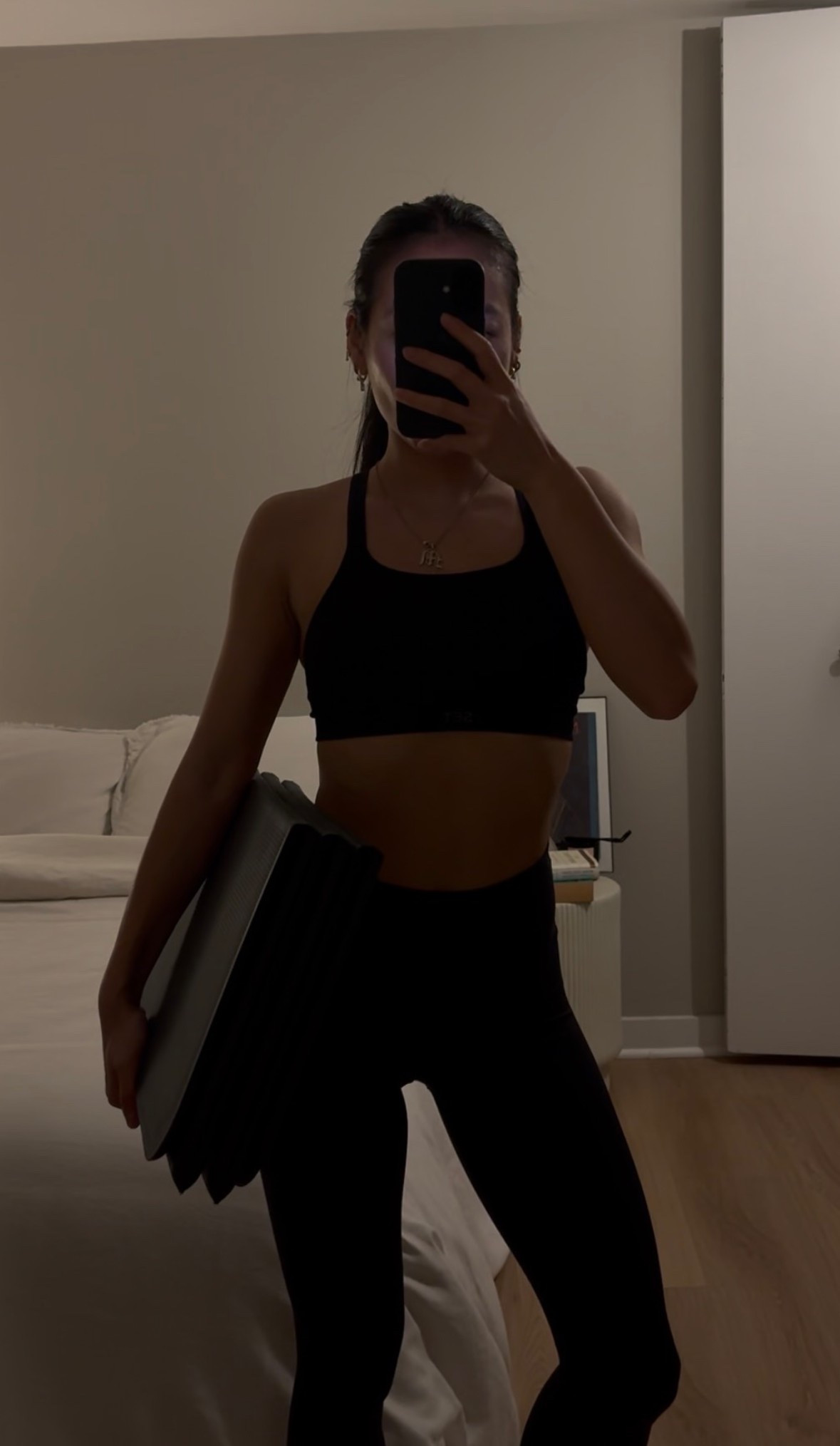 Workout outfit! Set is old set active, linking a few piece from their core collection 
 
STAKT CODE: MIAH15