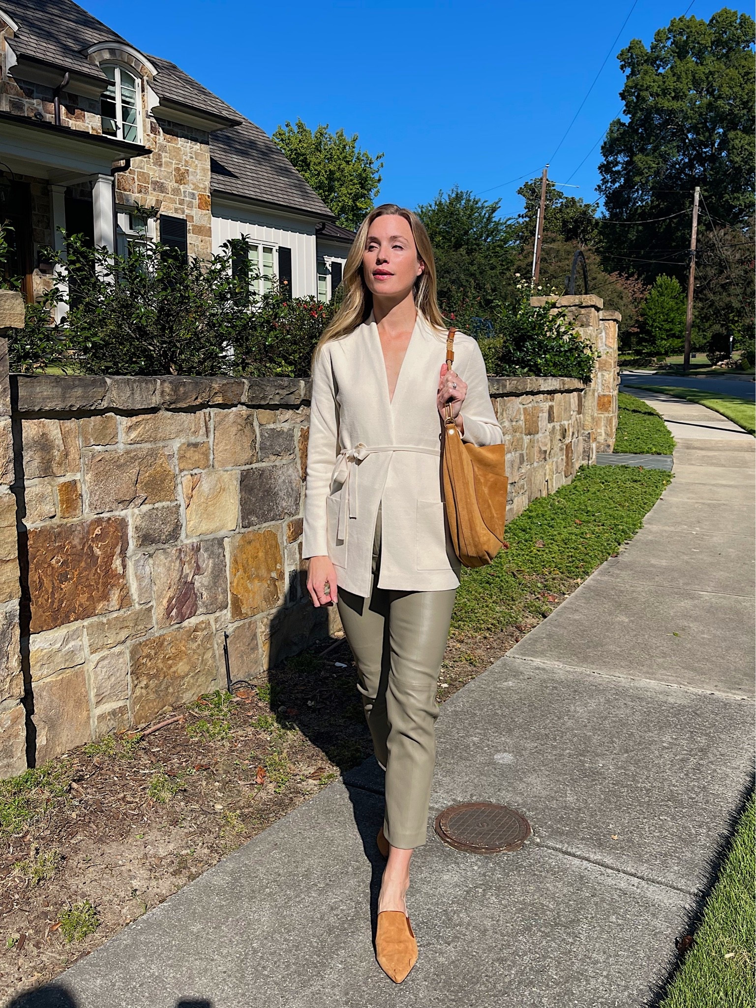 Fall outfit inspo! Everything is old, similar linked to recreate this look!

#LTKootd #LTKgrwm #LTKSeasonal