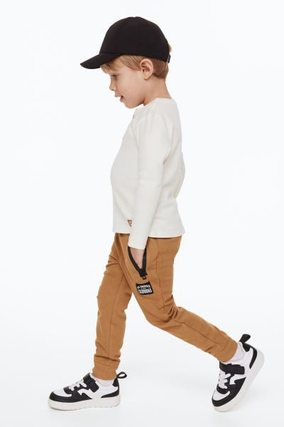 Sneakers | H&M (US + CA)