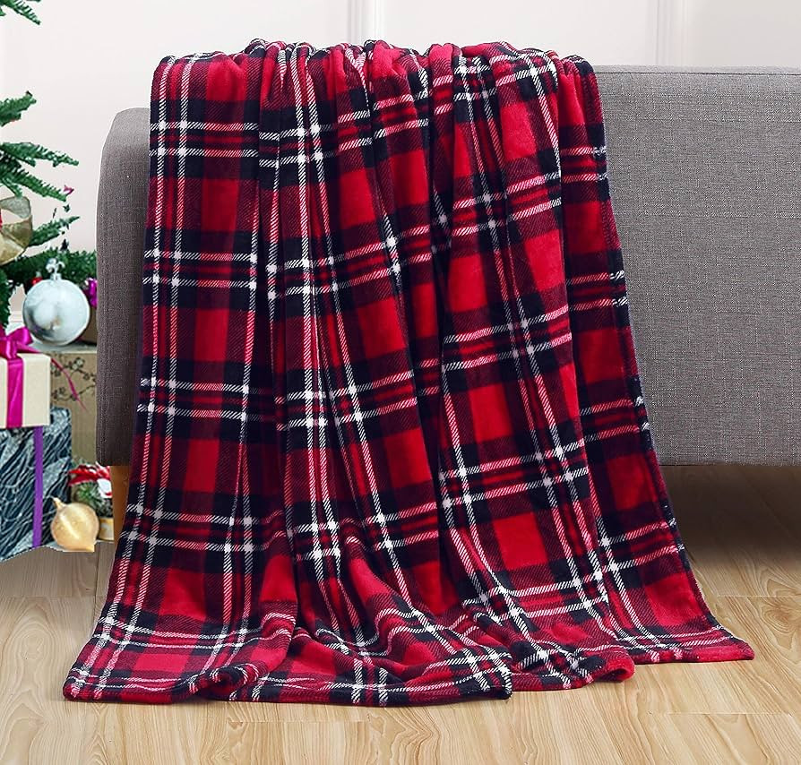 Elegant Comfort Luxury Velvet Super Soft Christmas Prints Fleece Blanket-Holiday Theme Home Déco... | Amazon (US)